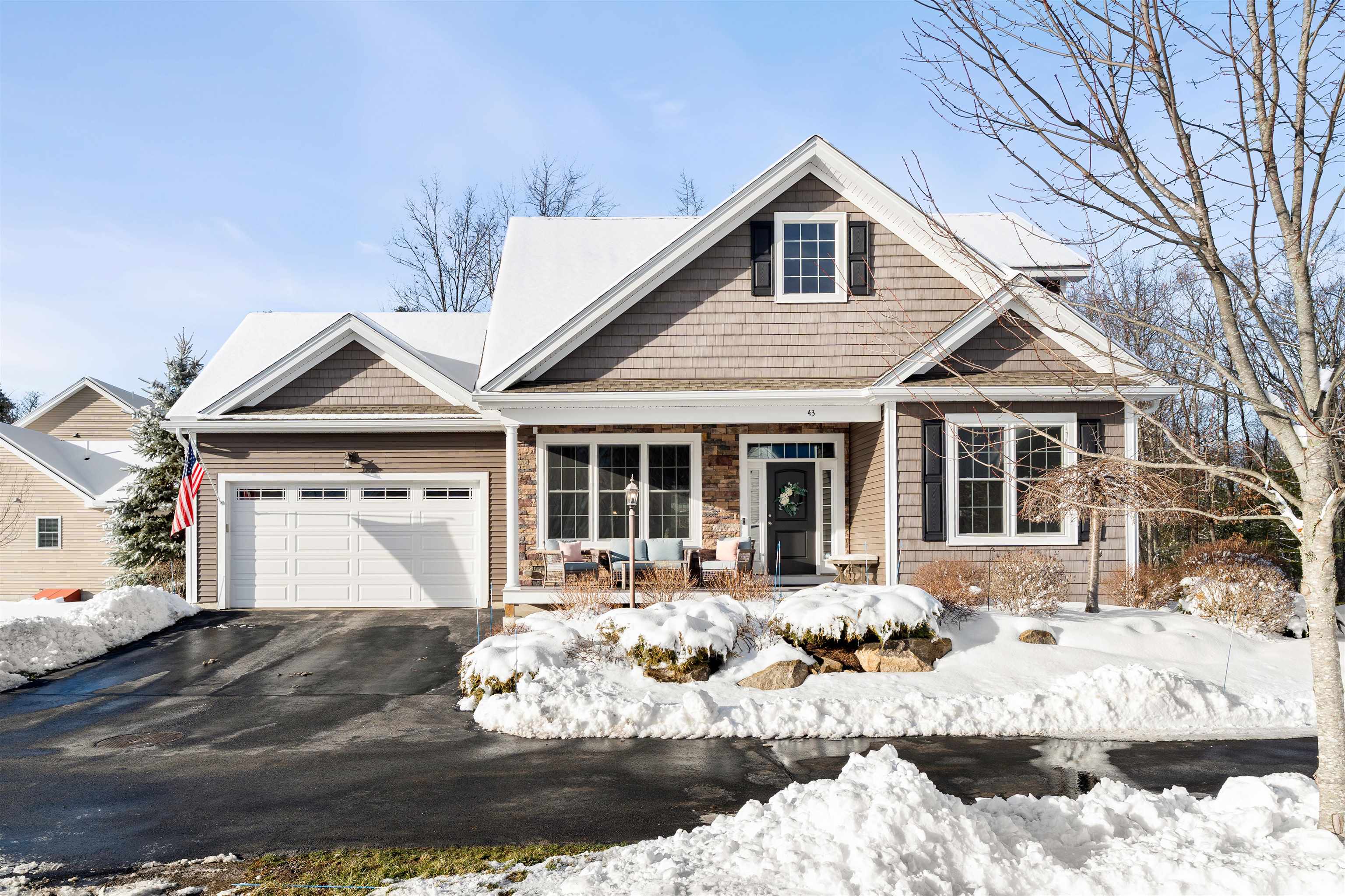 Homes for sale in Manchester, NH | 43 Maple Leaf Wy, Manchester, NH 03102 | MLS# 5071406