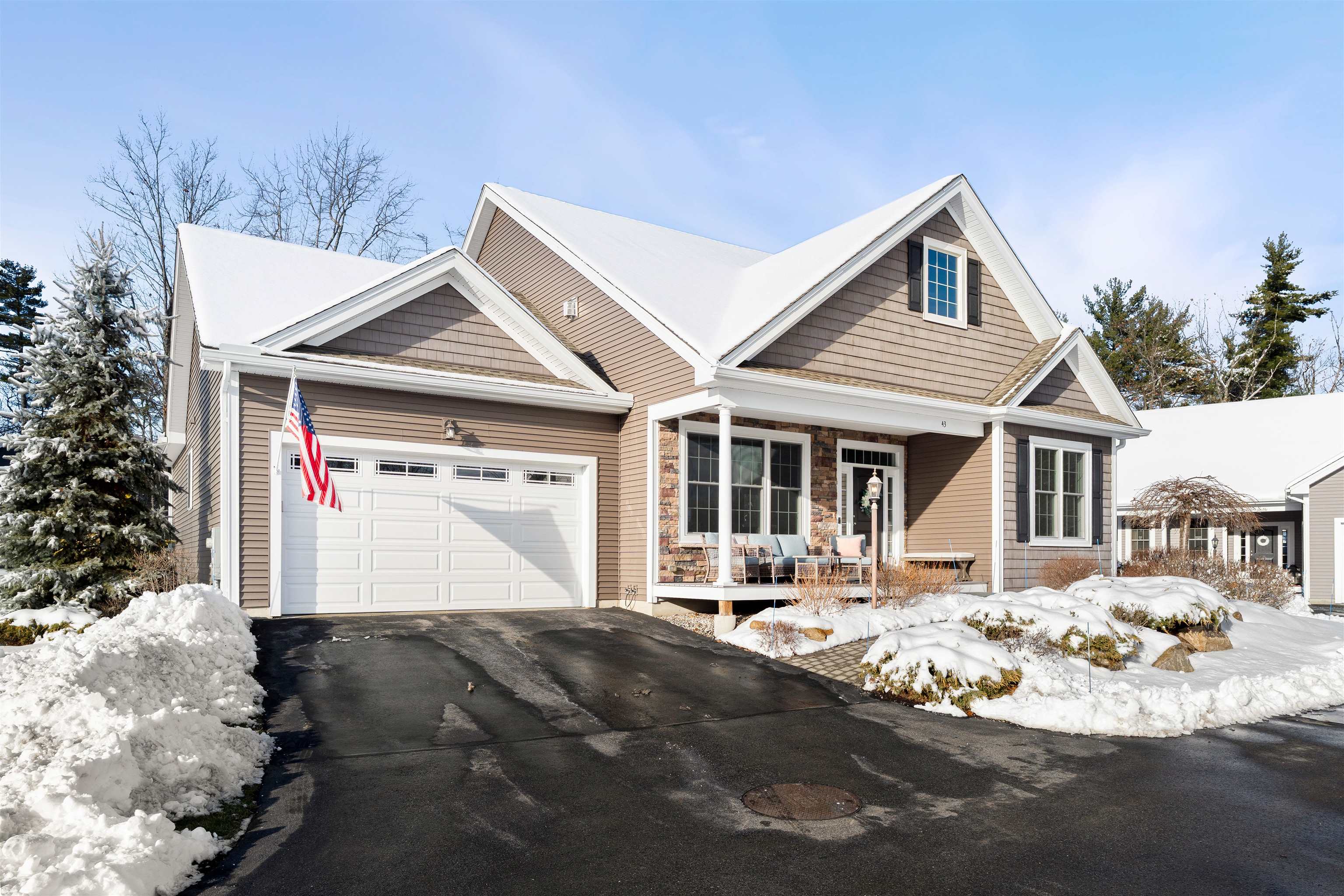 Homes for sale in Manchester, NH | 43 Maple Leaf Wy, Manchester, NH 03102 | MLS# 5071406