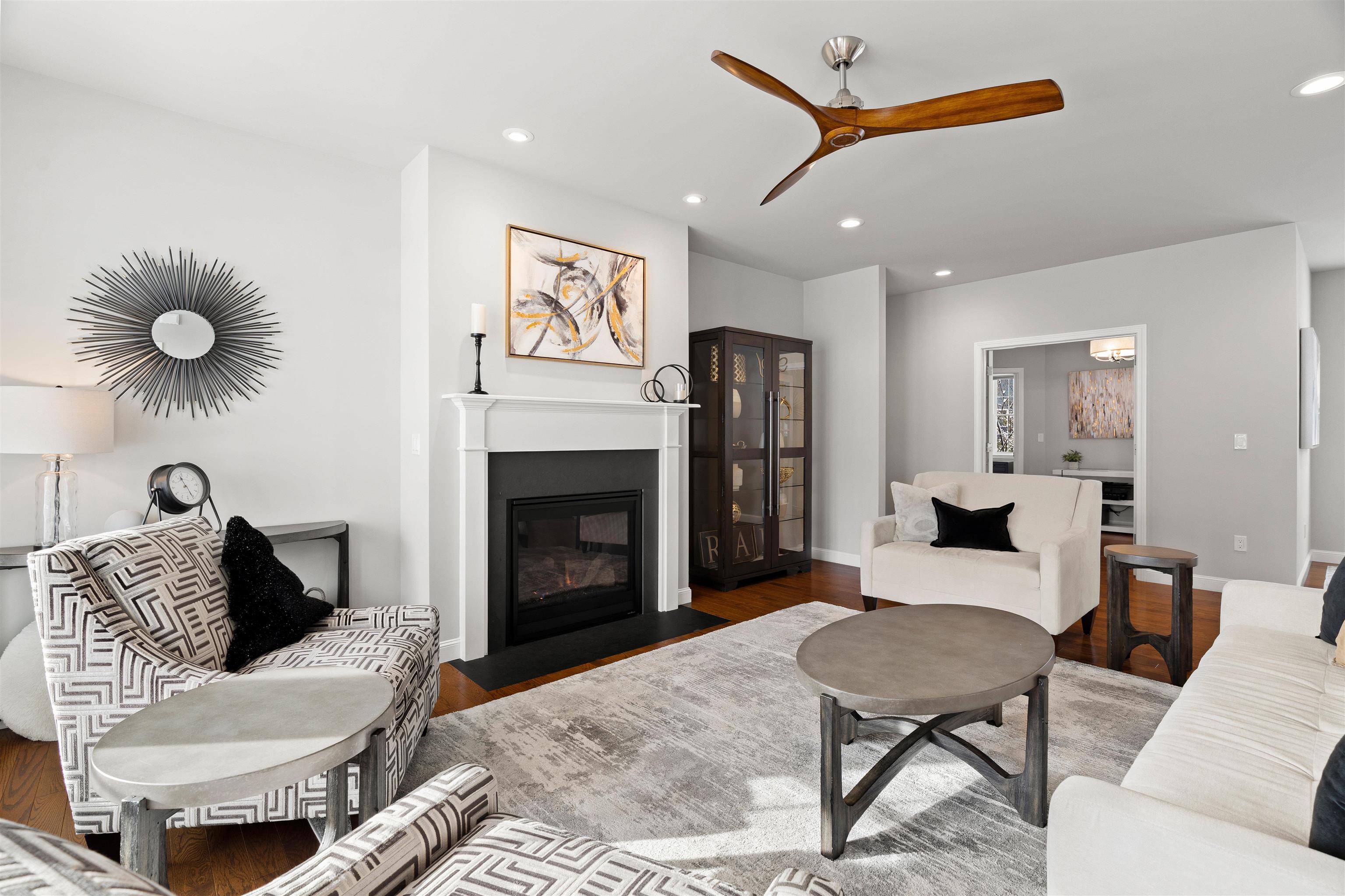 Homes for sale in Manchester, NH | 43 Maple Leaf Wy, Manchester, NH 03102 | MLS# 5071406