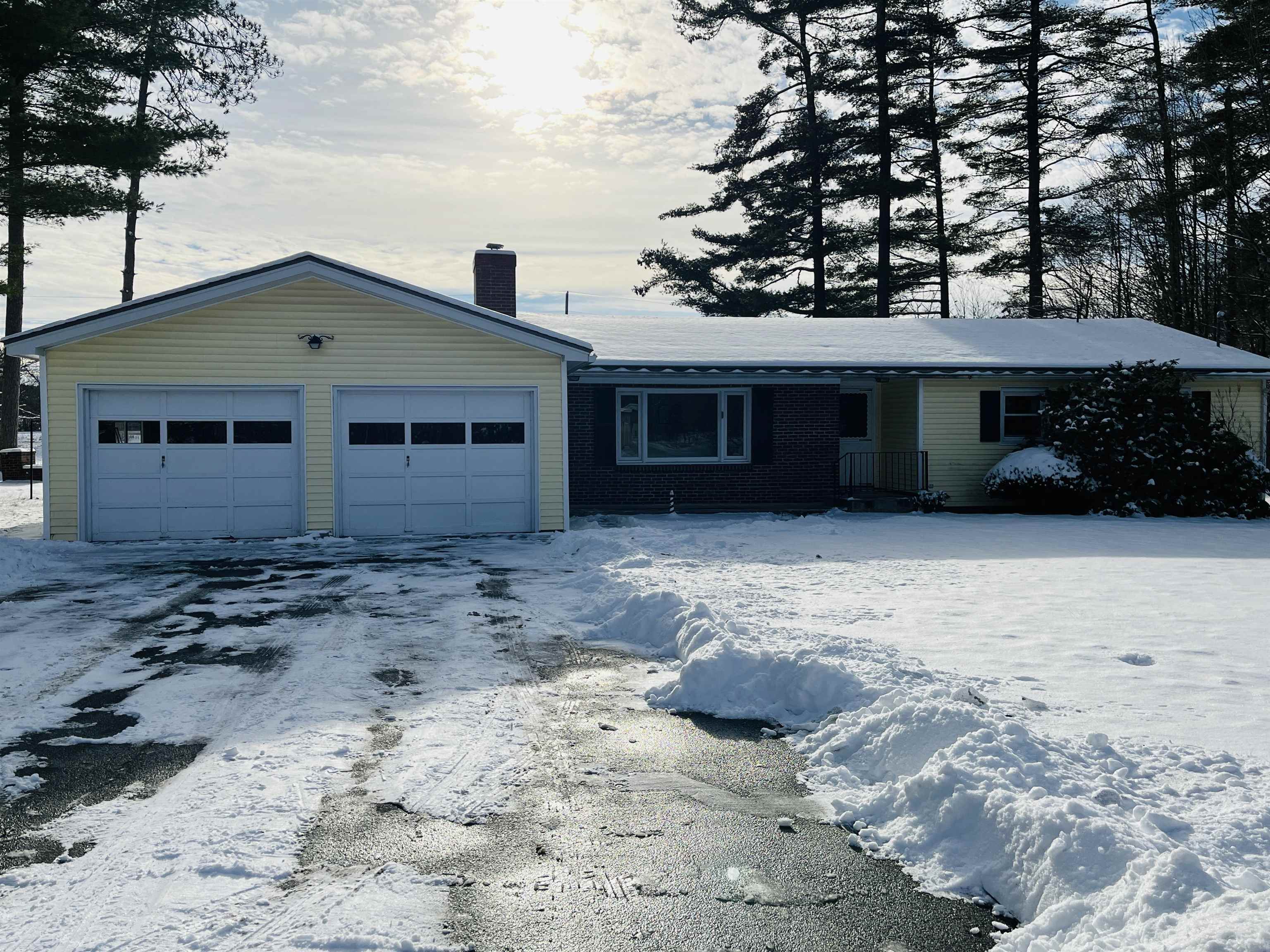 Homes for sale in Fairlee, VT | 53 Ackerman Ln, Fairlee, VT 05045 | MLS# 5071412