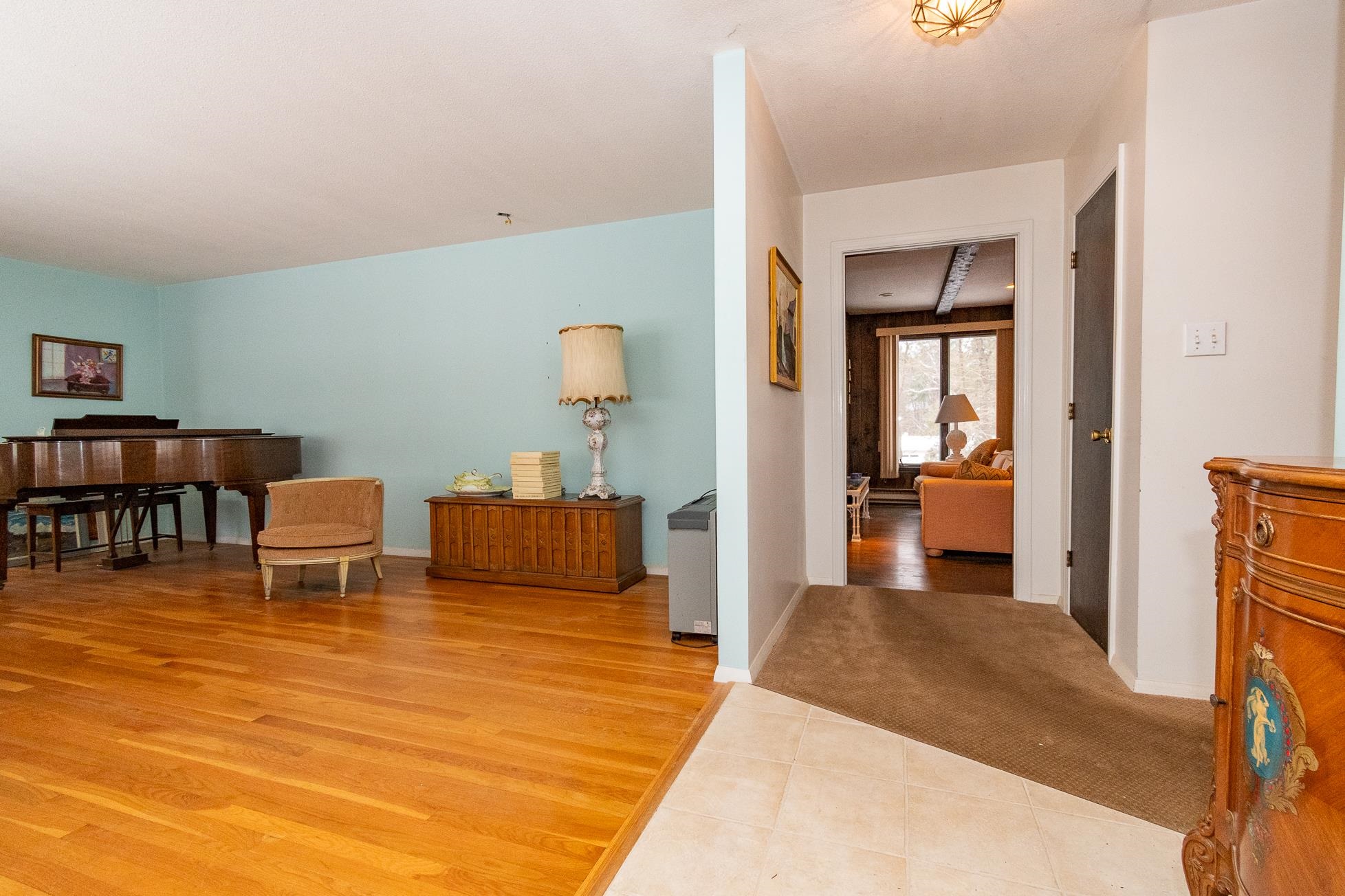 Homes for sale in Manchester, NH | 554 N Adams St, Manchester, NH 03104 | MLS# 5071484