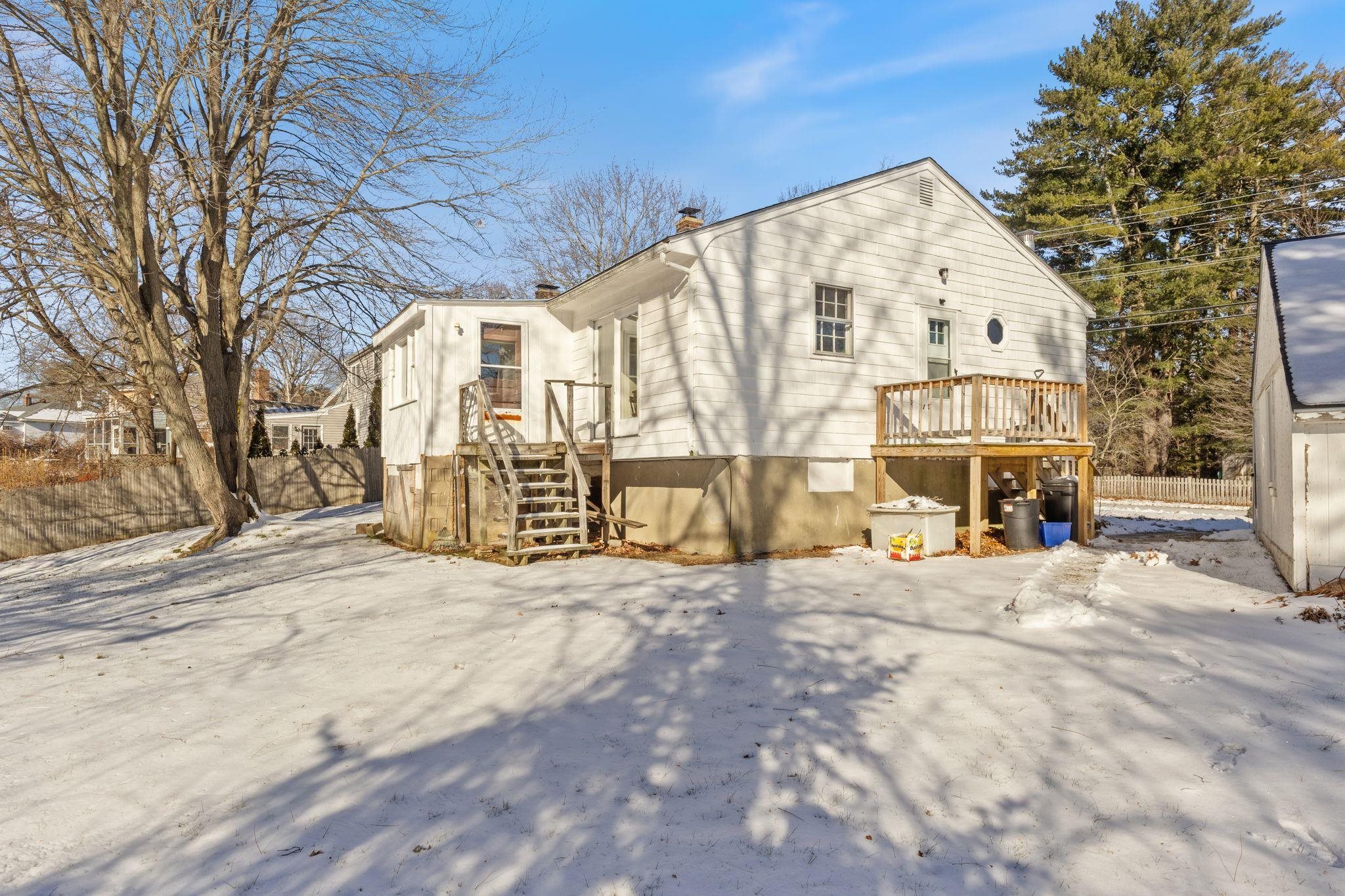 Homes for sale in Seabrook, NH | 1 Lakeshore Dr, Seabrook, NH 03874 | MLS# 5071514