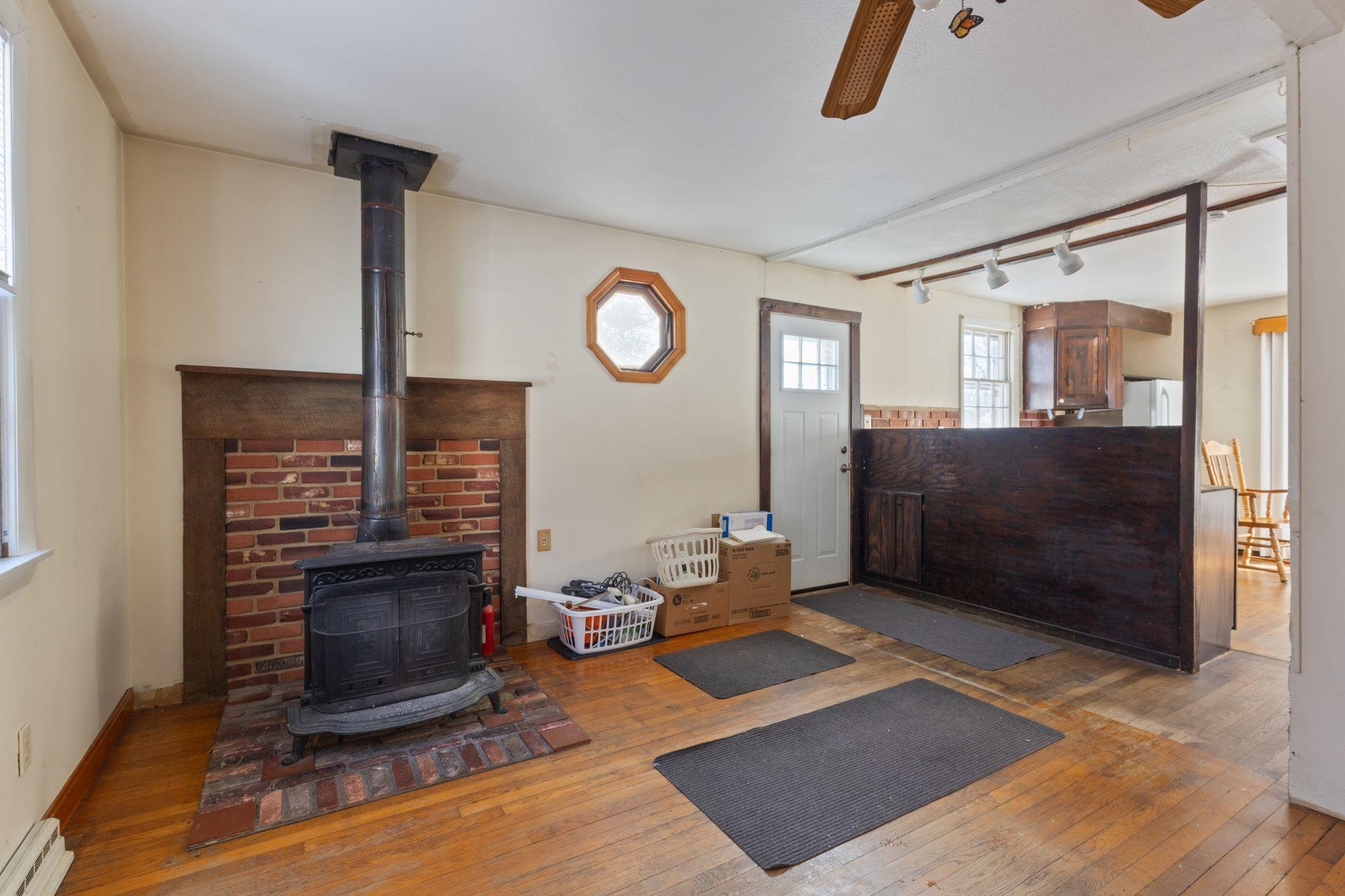 Homes for sale in Seabrook, NH | 1 Lakeshore Dr, Seabrook, NH 03874 | MLS# 5071514