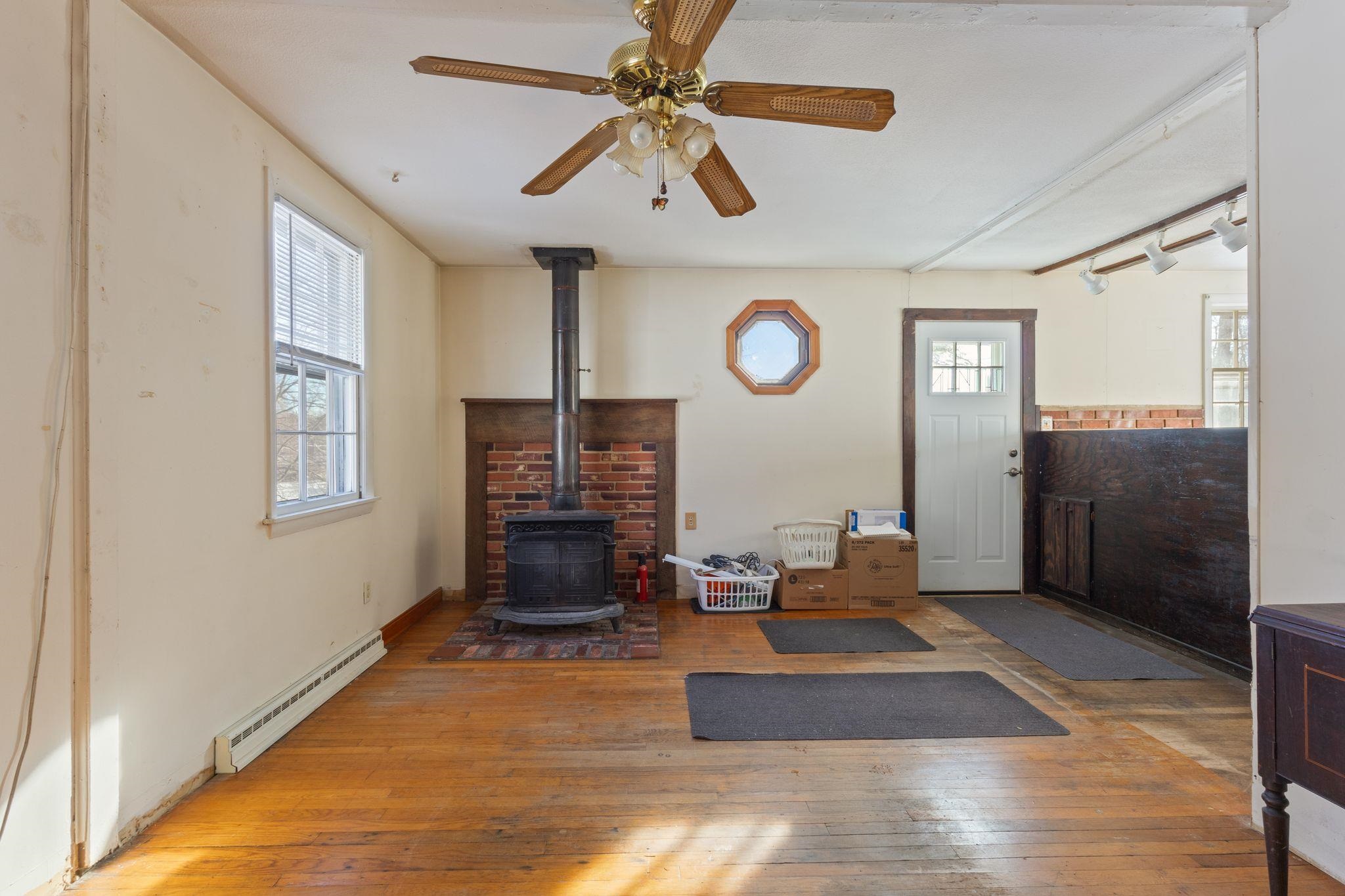 Homes for sale in Seabrook, NH | 1 Lakeshore Dr, Seabrook, NH 03874 | MLS# 5071514