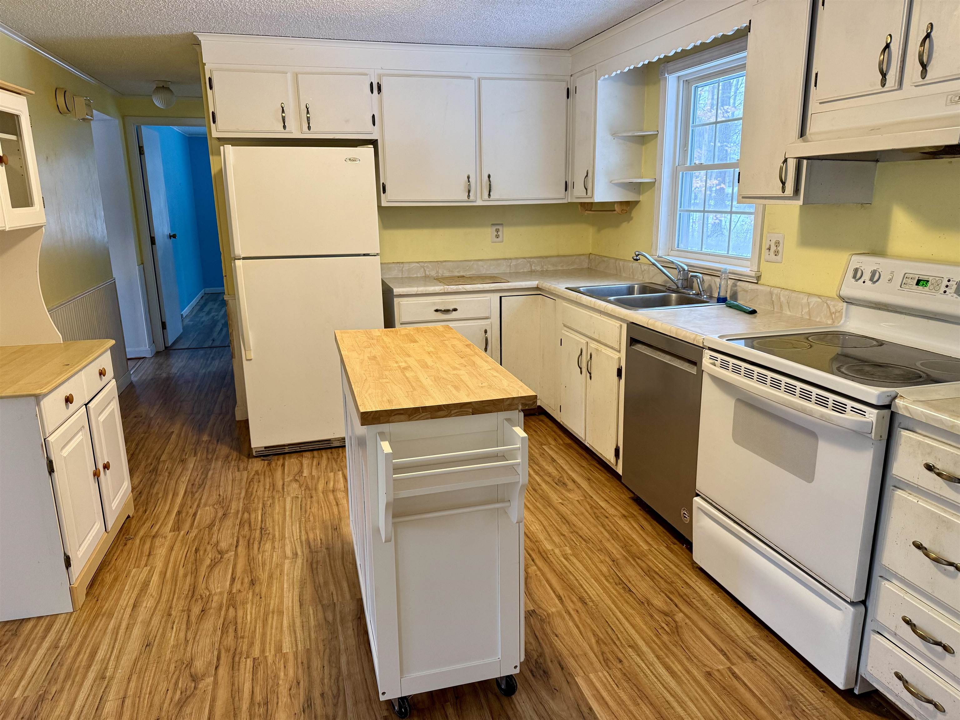 Homes for sale in Barrington, NH | 29 Quaker Ln, Barrington, NH 03825 | MLS# 5071530