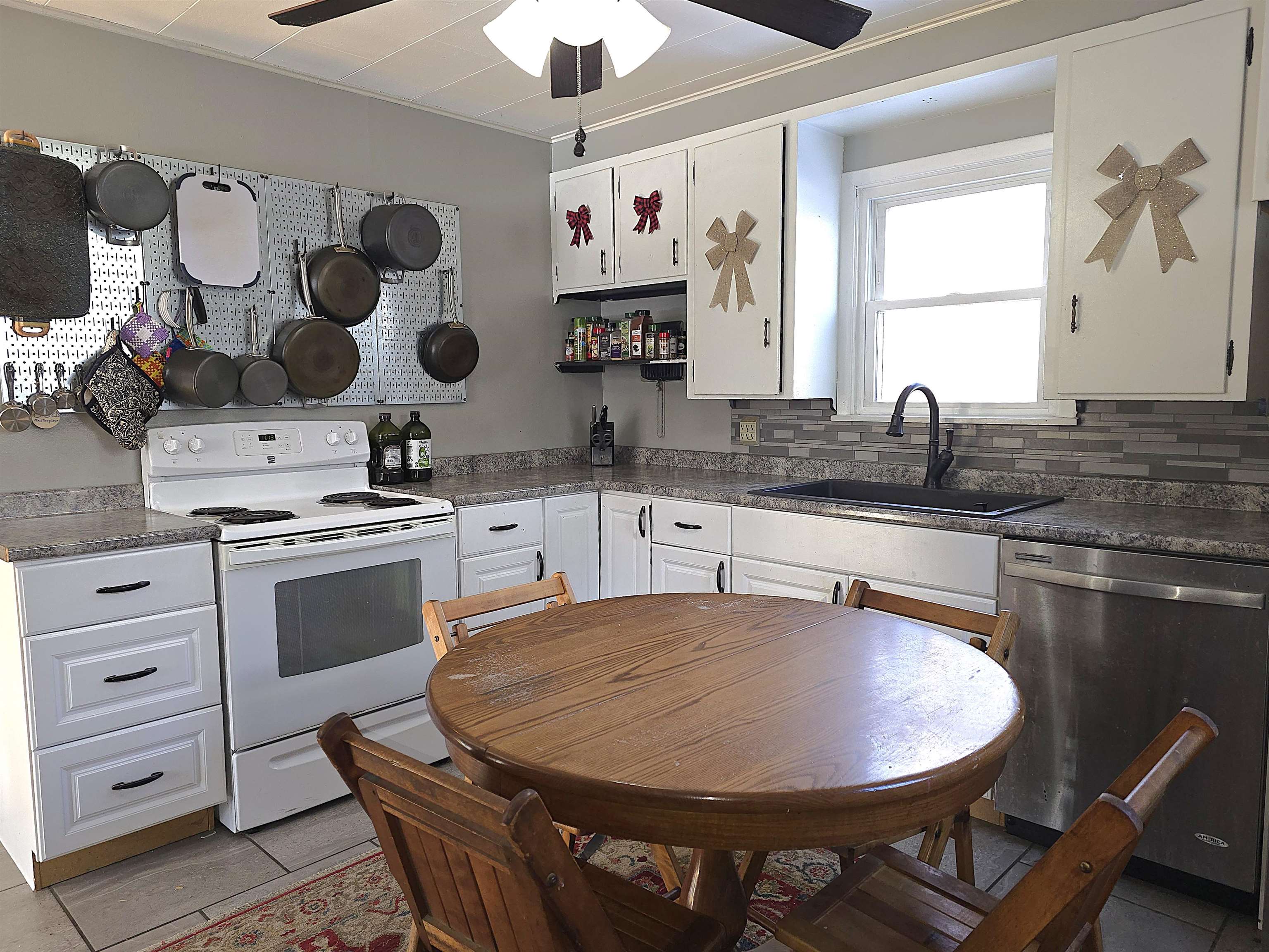 Homes for sale in Berlin, NH | 41 Franklin St, Berlin, NH 03570 | MLS# 5071540