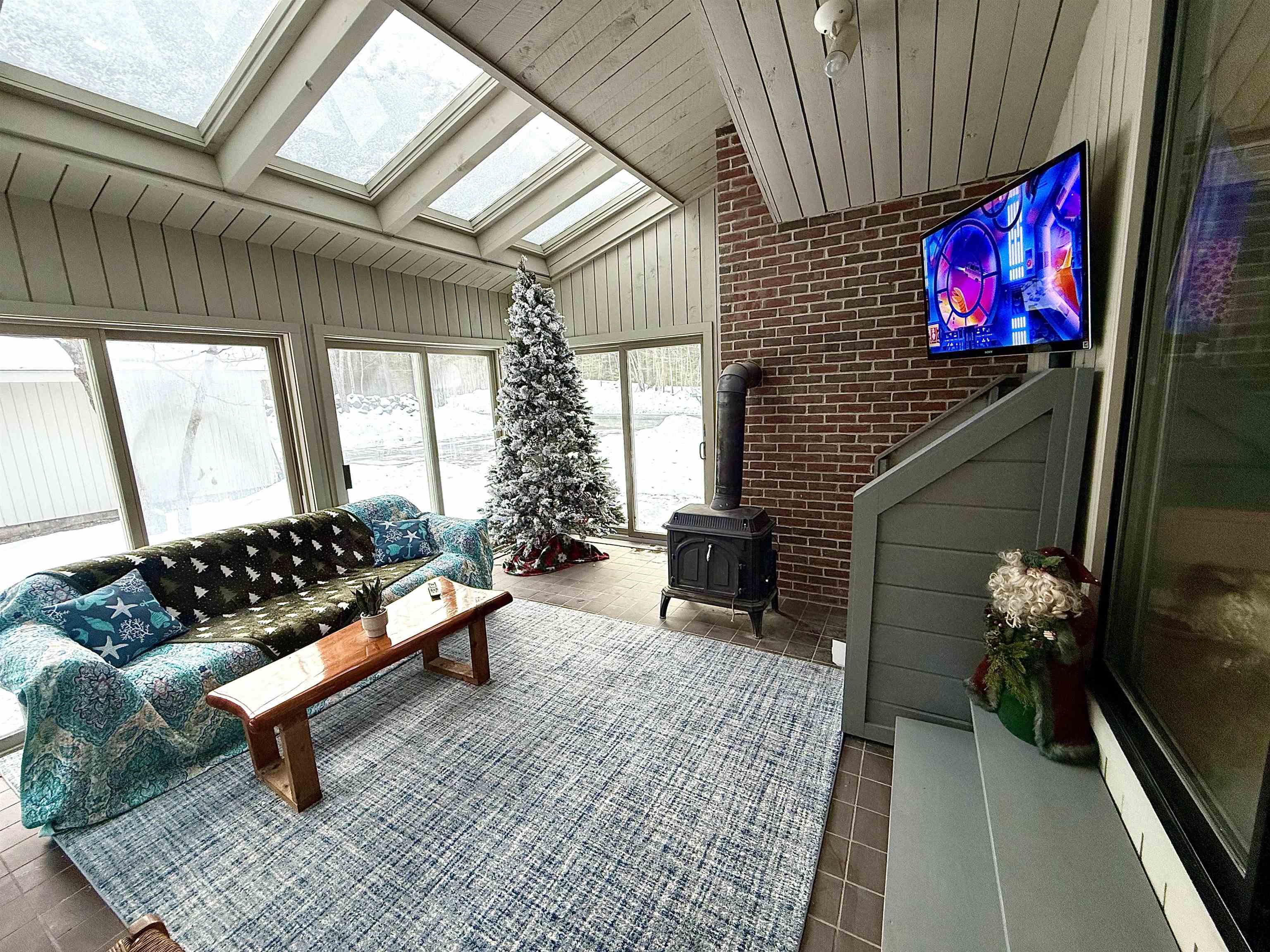 Homes for sale in Durham, NH | 17 Foss Farm Rd, Durham, NH 03824 | MLS# 5071592