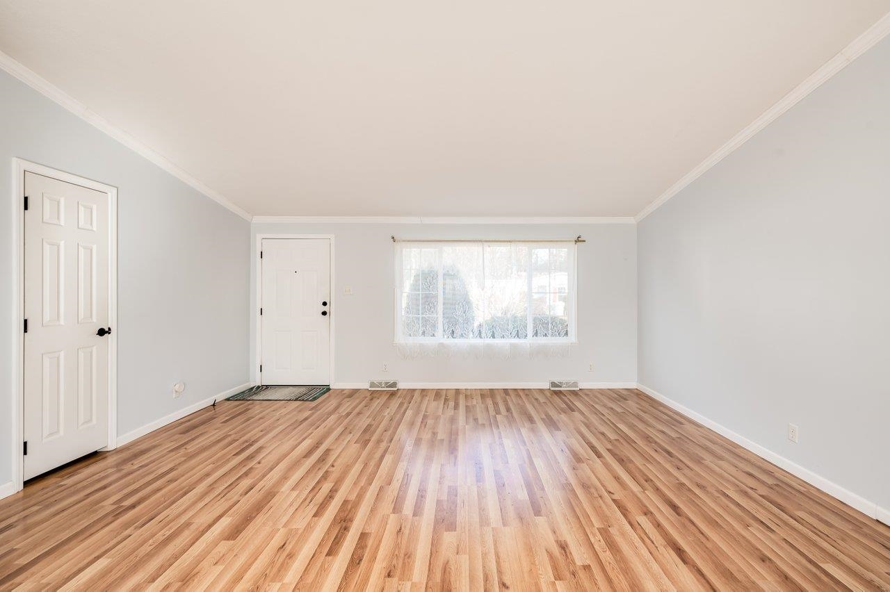 Homes for sale in Rochester, NH | 45 Seneca St, Rochester, NH 03867 | MLS# 5071598