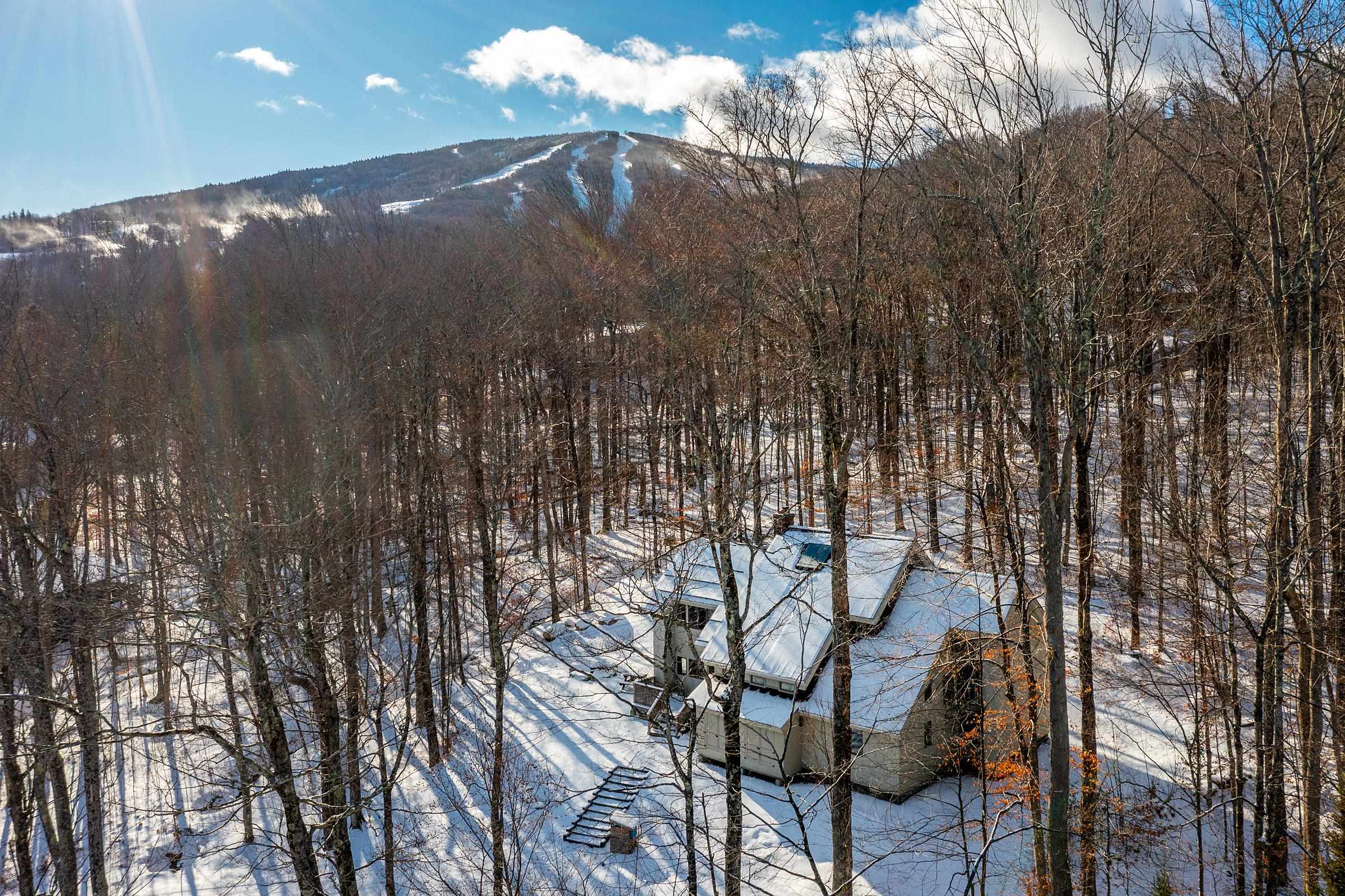 Homes for sale in Winhall, VT | 7 Round Tree Rd, Winhall, VT 05340 | MLS# 5071605