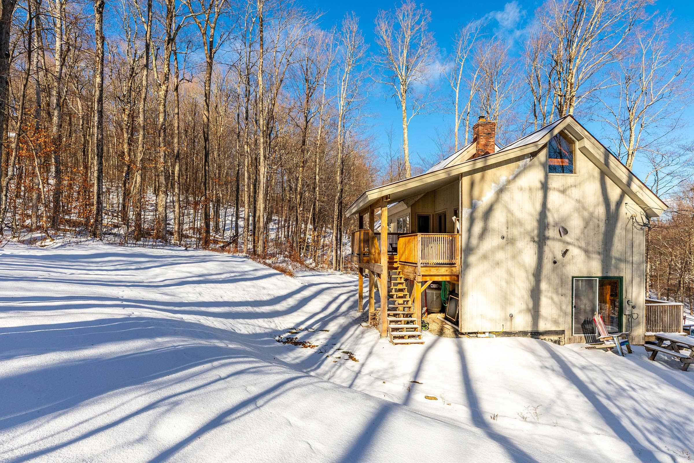 Homes for sale in Winhall, VT | 7 Round Tree Rd, Winhall, VT 05340 | MLS# 5071605