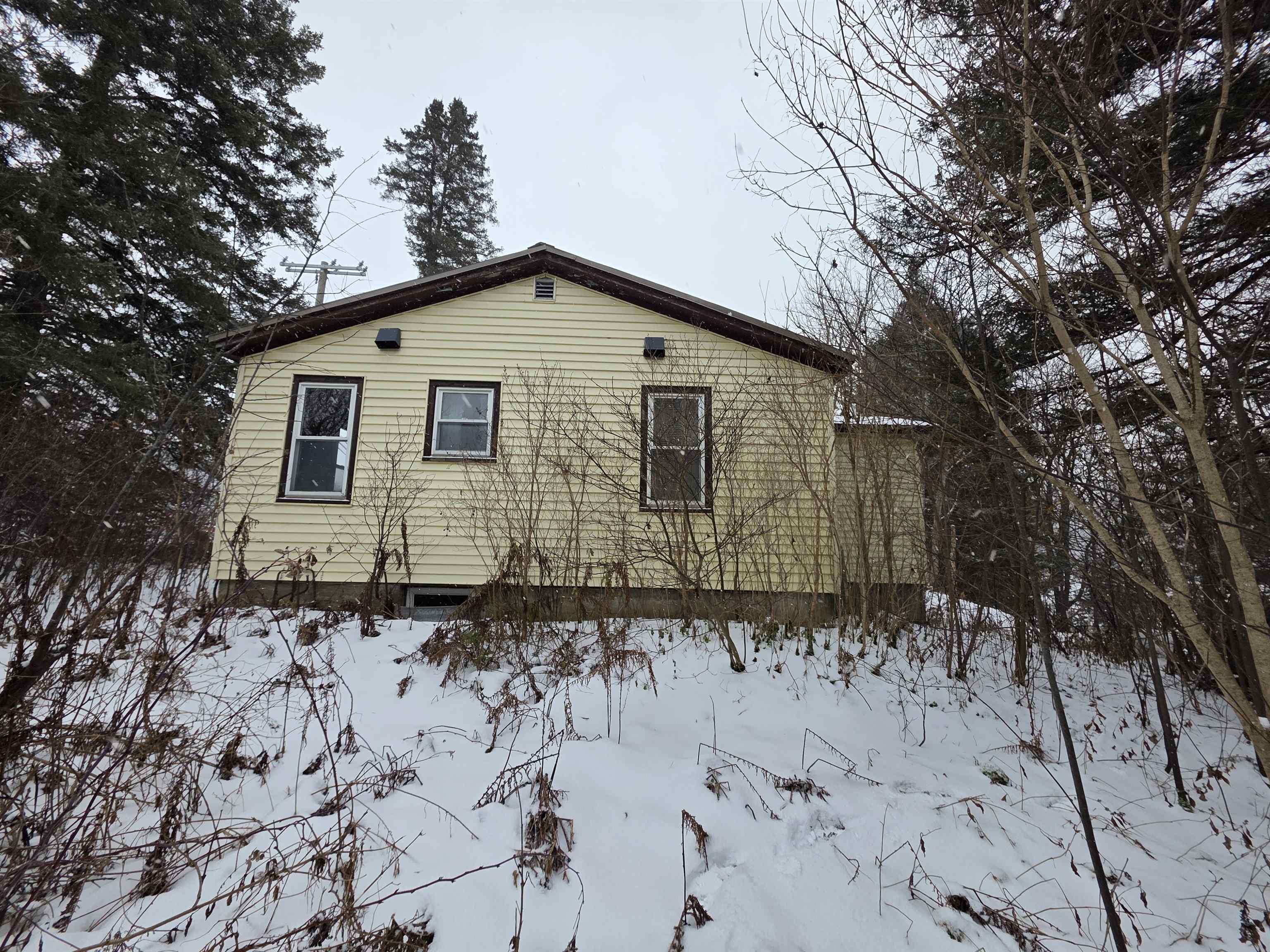 Homes for sale in Colebrook, NH | 400 New Hampshire Route 26, Colebrook, NH 03576 | MLS# 5071618