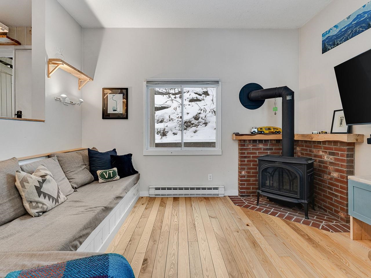 Homes for sale in Waitsfield, VT | 1027 Butternut Hill Rd #G-2, Waitsfield, VT 05673 | MLS# 5071620