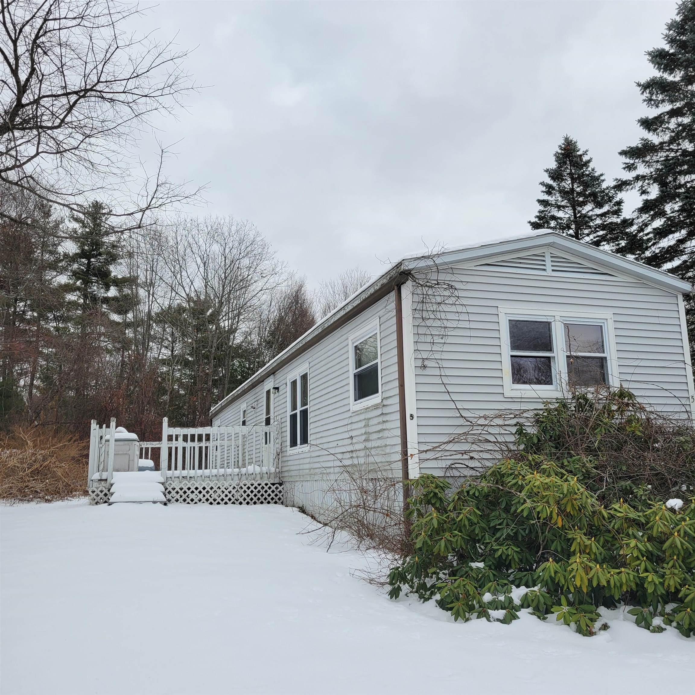 MLS 5071624: 5 Christian Street, Danville NH