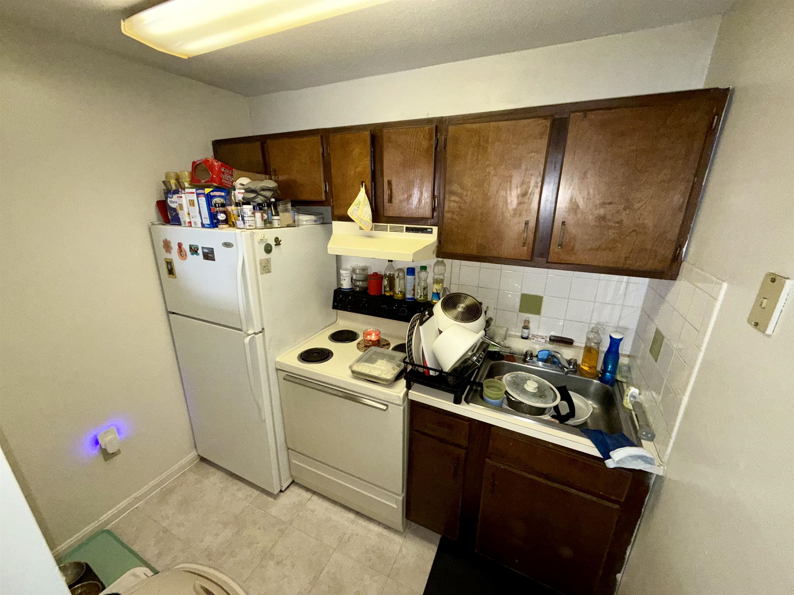 Homes for sale in Manchester, NH | 112 English Village Rd #104, Manchester, NH 03102 | MLS# 5071633