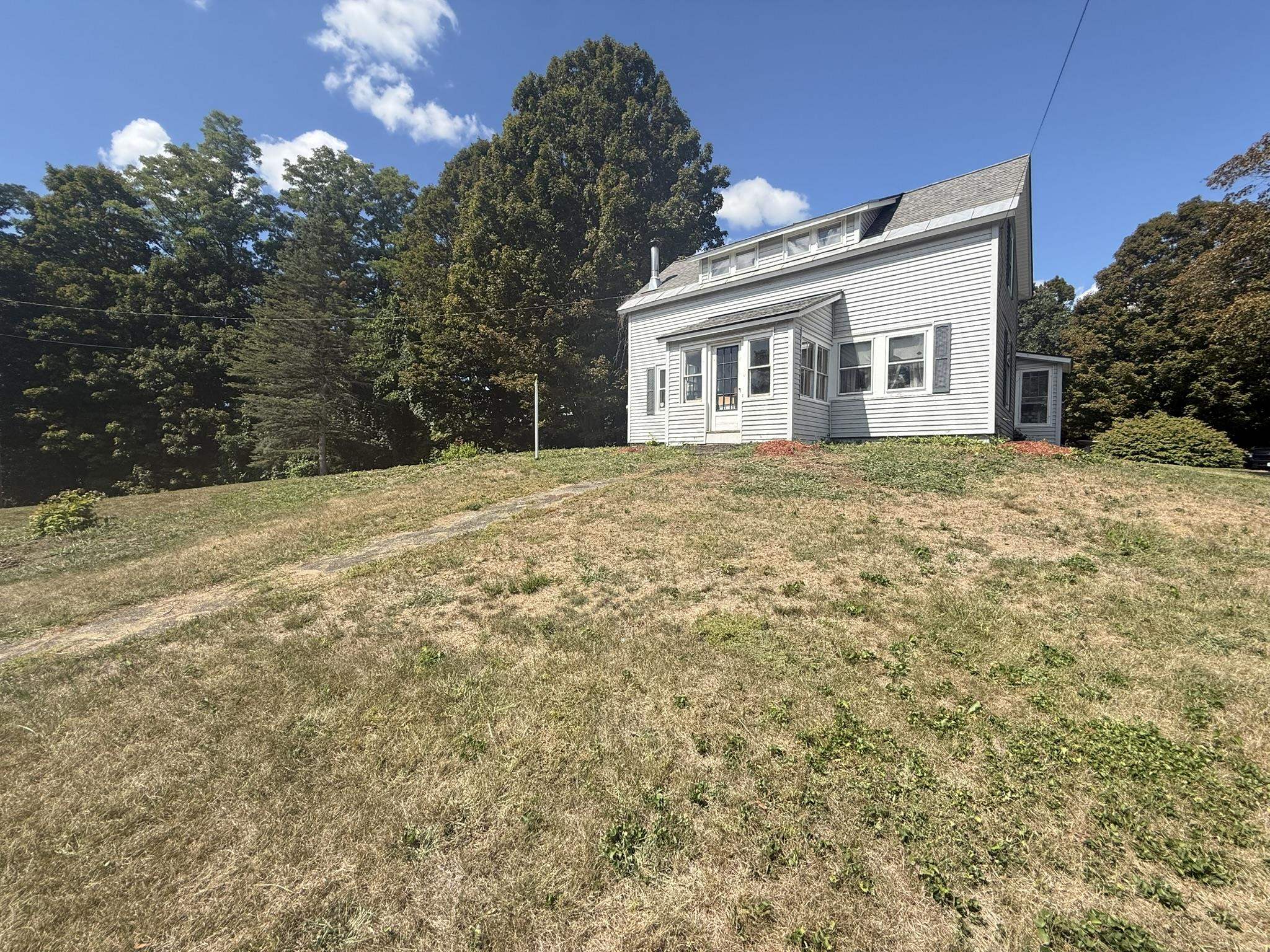 15 Hastings Ct, Charlestown, NH 03603