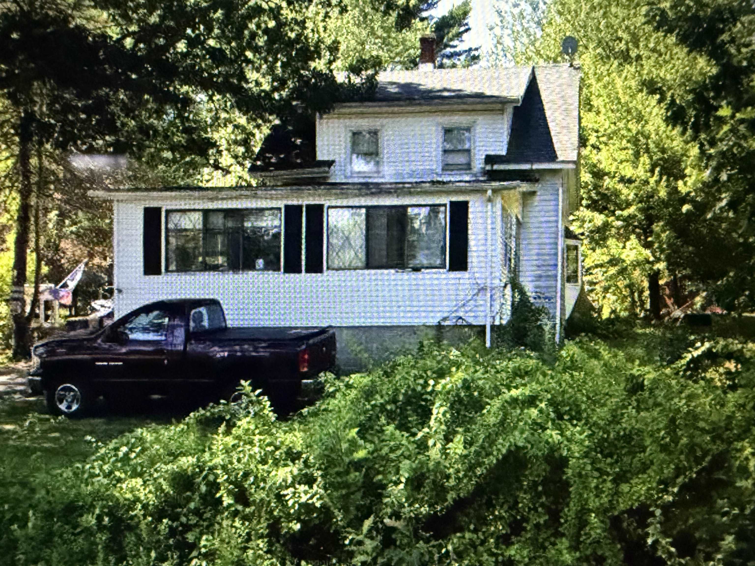 MLS 5071685: 240 Main Street, Plaistow NH