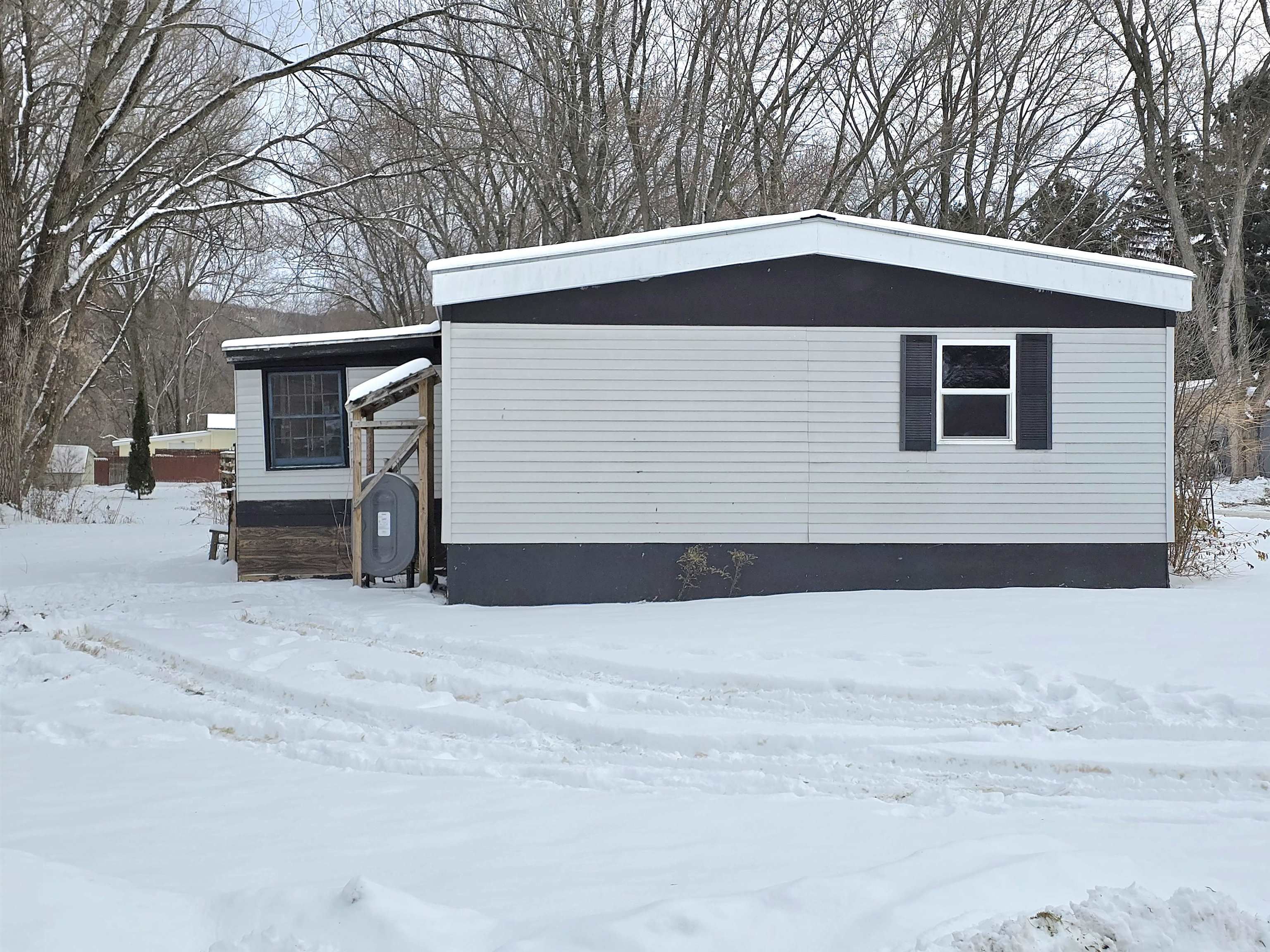 Homes for sale in St. Albans City, VT | 131 Crosby Dr, St. Albans City, VT 05478 | MLS# 5071721