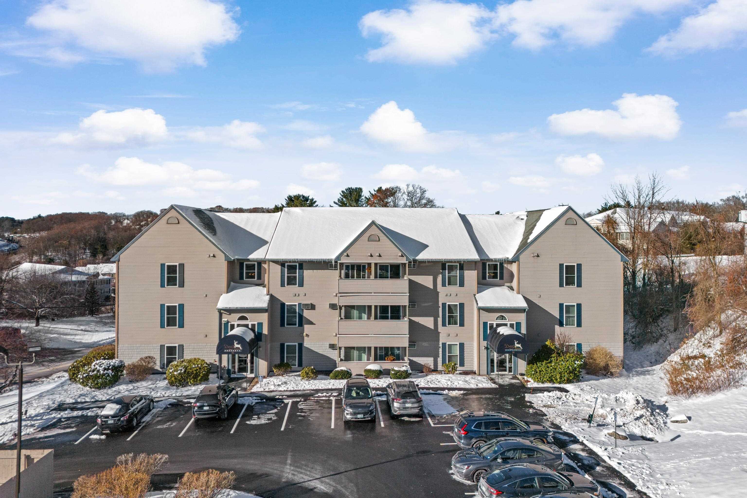 Homes for sale in Manchester, NH | 90 Eastern Ave #204, Manchester, NH 03104 | MLS# 5071733