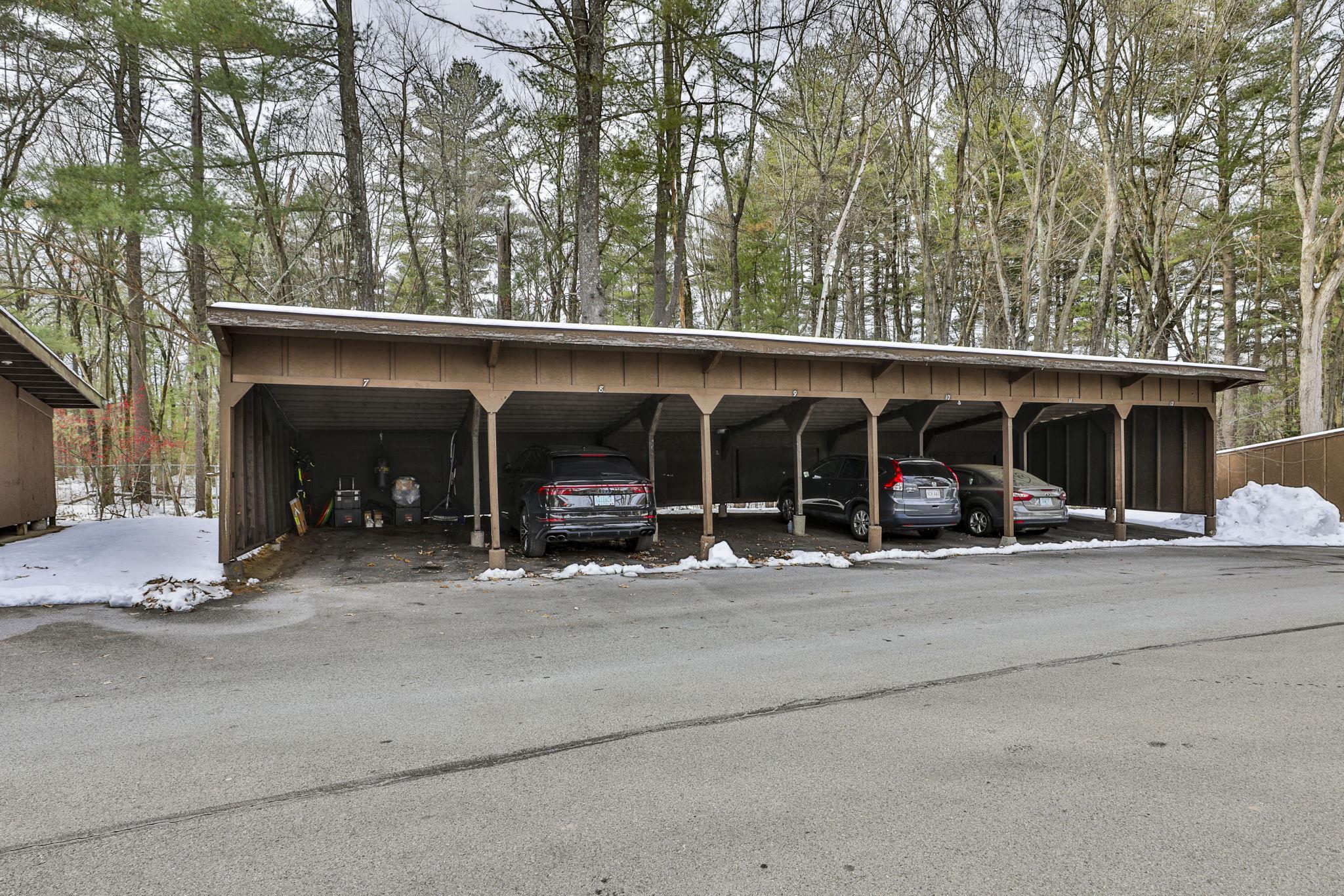 Homes for sale in Nashua, NH | 4-08 Autumn Leaf Dr #8, Nashua, NH 03060 | MLS# 5071778