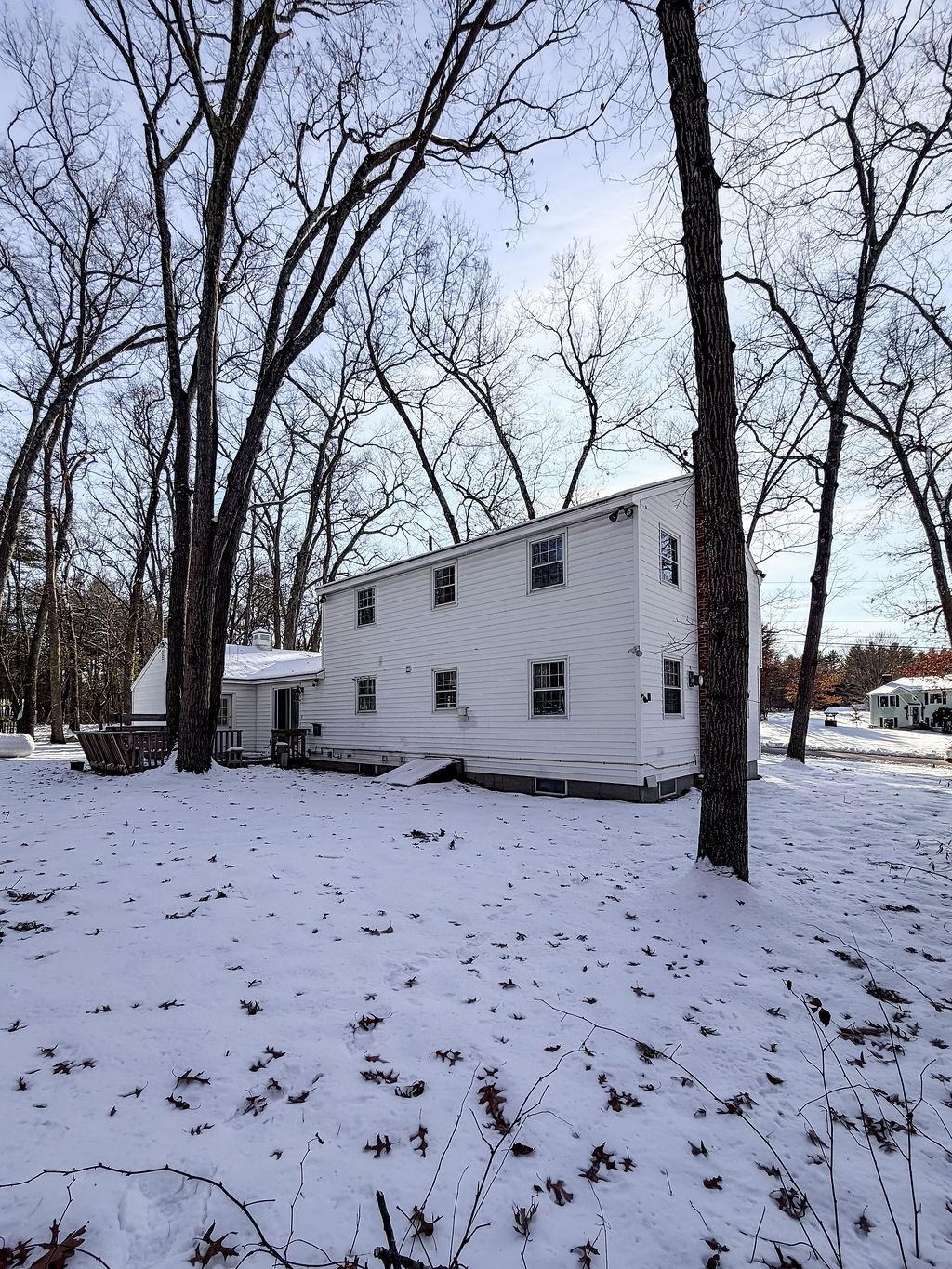 Homes for sale in Hudson, NH | 1 Old Coach Rd, Hudson, NH 03051 | MLS# 5071803