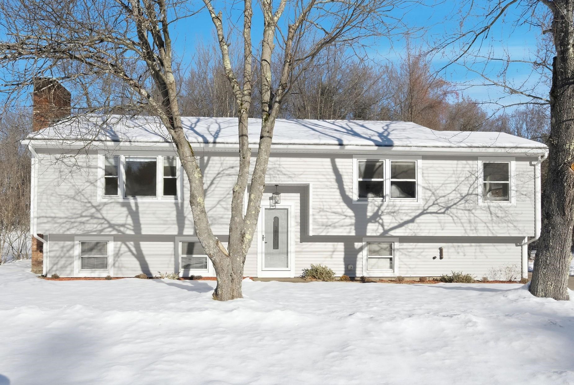 Homes for sale in Manchester, NH | 361 Joseph Street Ext, Manchester, NH 03102 | MLS# 5071806