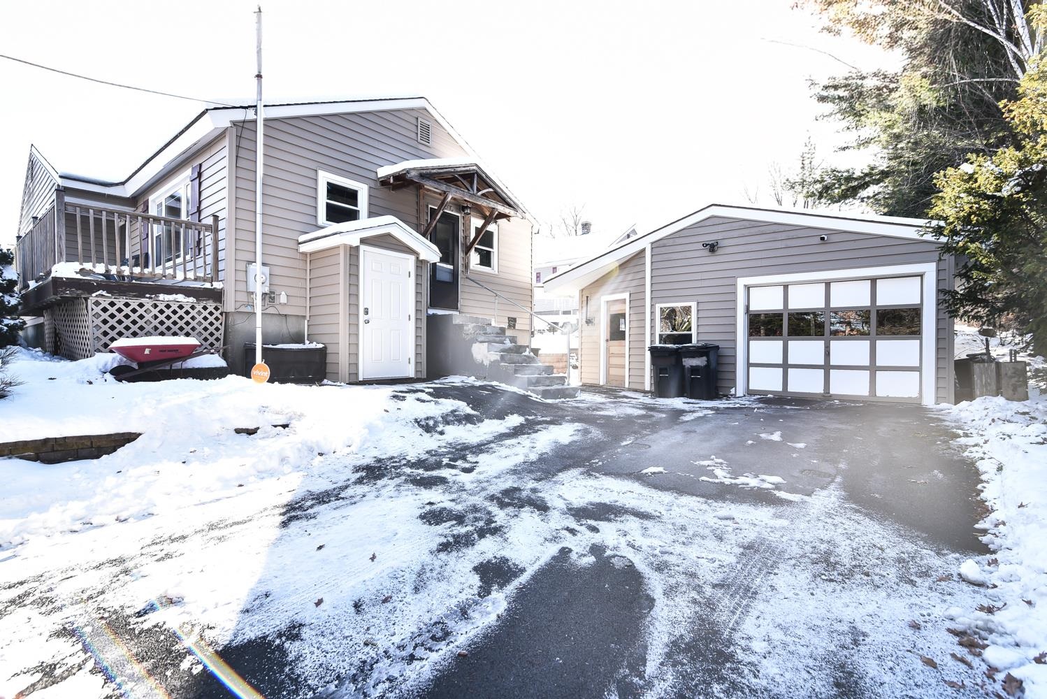 Homes for sale in Manchester, NH | 885 Bridge St, Manchester, NH 03104 | MLS# 5071871