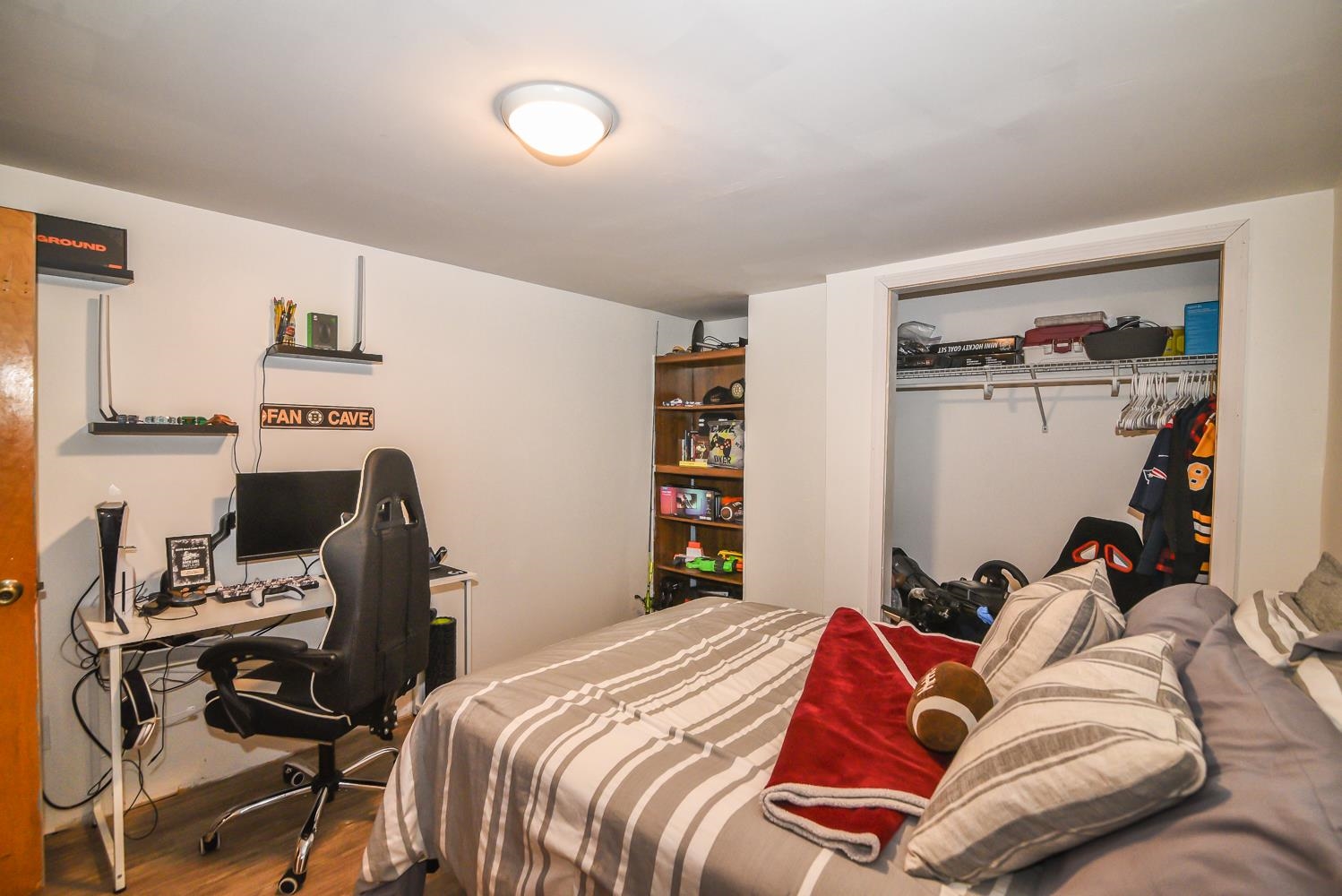 Homes for sale in Manchester, NH | 885 Bridge St, Manchester, NH 03104 | MLS# 5071871