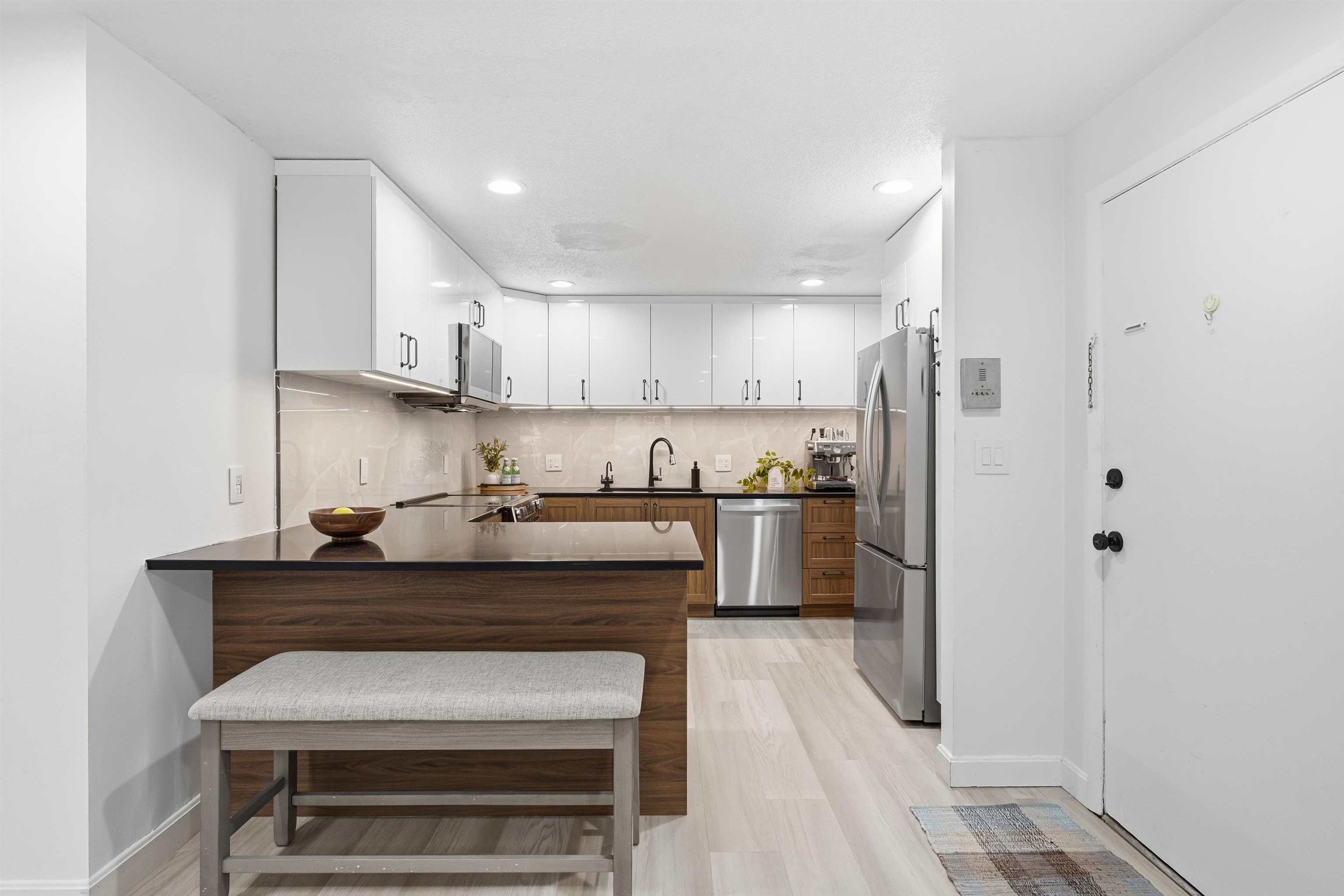 Homes for sale in Nashua, NH | 4 Strawberry Bank Rd #1, Nashua, NH 03062 | MLS# 5071874