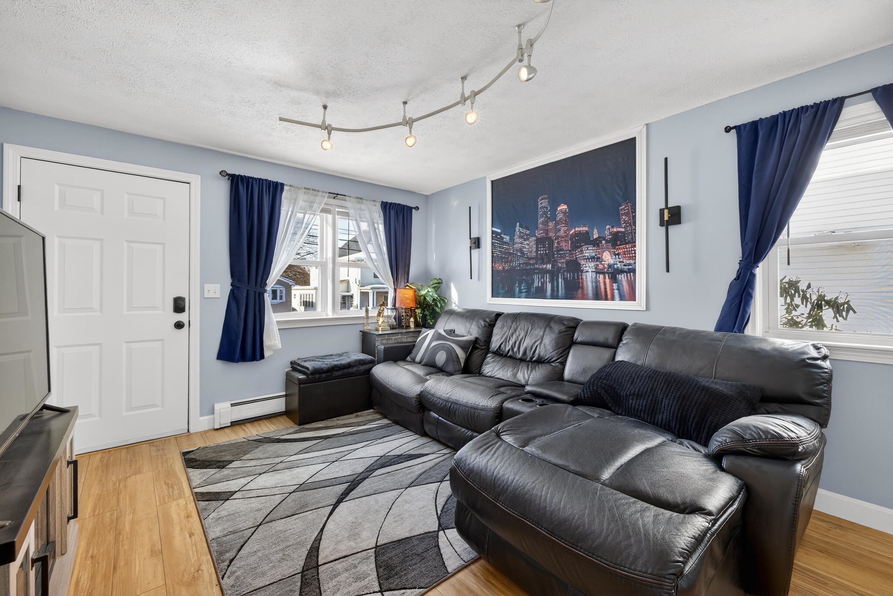 Homes for sale in Manchester, NH | 65 Taylor St, Manchester, NH 03103 | MLS# 5071896