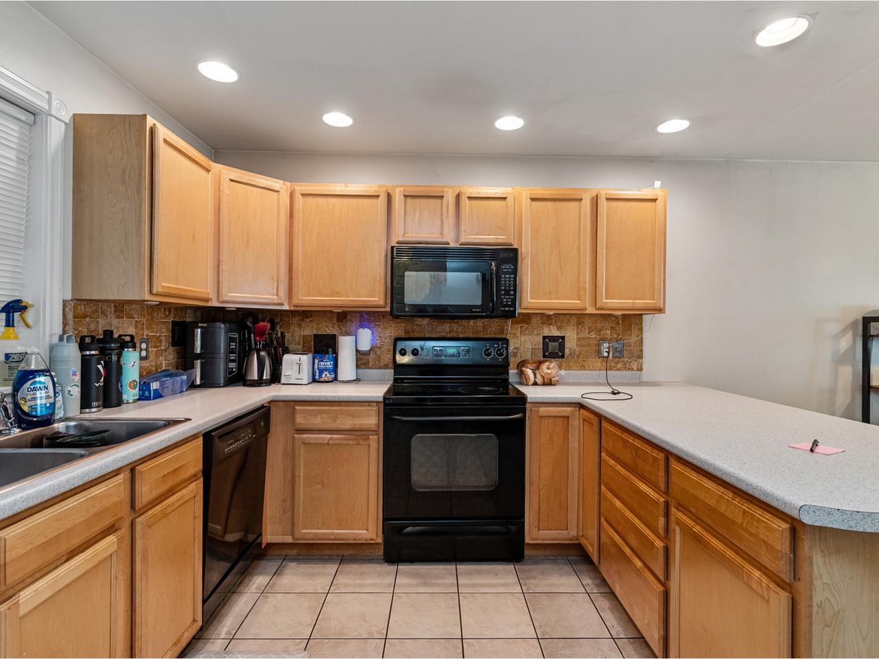 Homes for sale in Winooski, VT | 13 Leclair St, Winooski, VT 05404 | MLS# 5071936