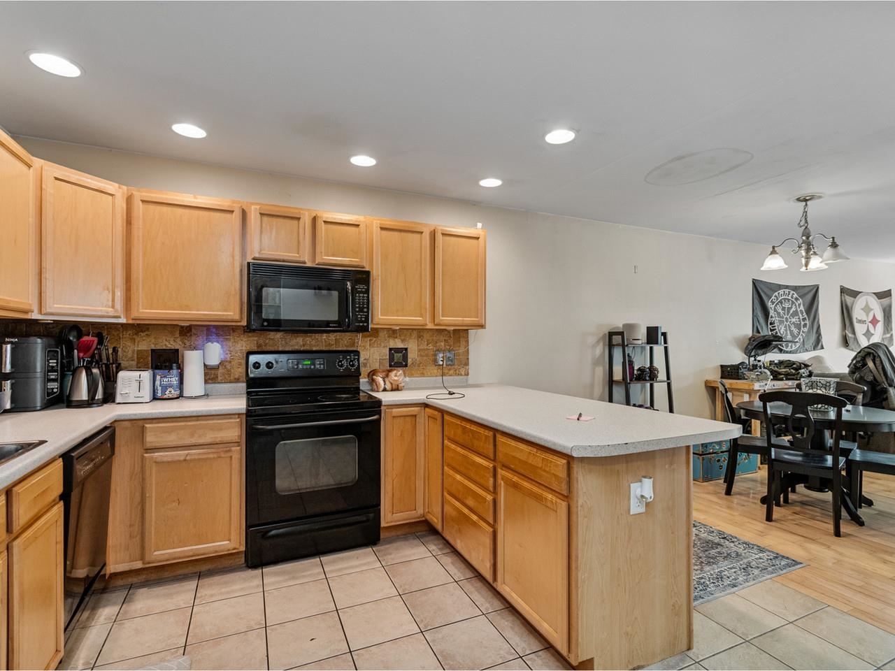 Homes for sale in Winooski, VT | 13 Leclair St, Winooski, VT 05404 | MLS# 5071936