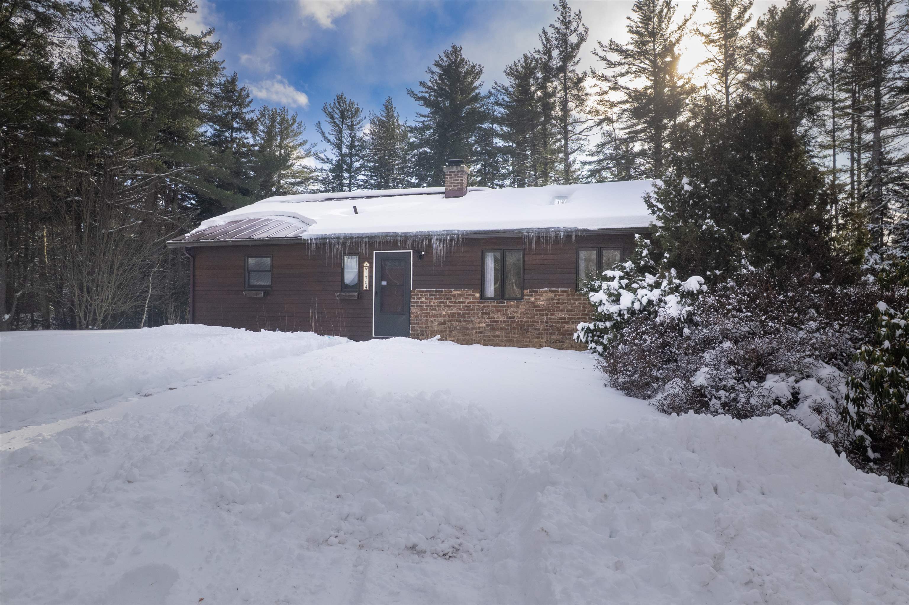 Homes for sale in Mount Holly, VT | 1704 Vt-103 South, Mount Holly, VT 05758 | MLS# 5071954