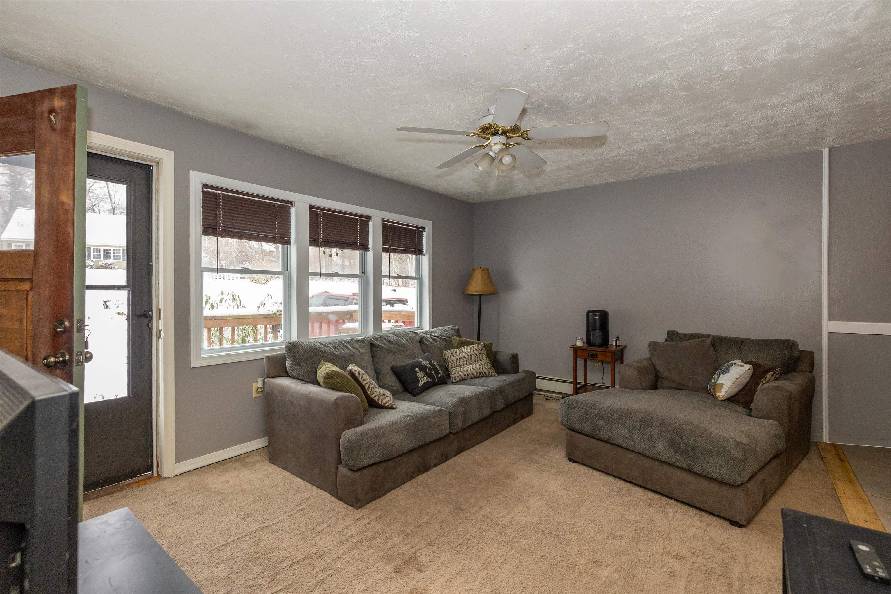 Homes for sale in Salem, NH | 17 Grove Ave, Salem, NH 03079 | MLS# 5071965