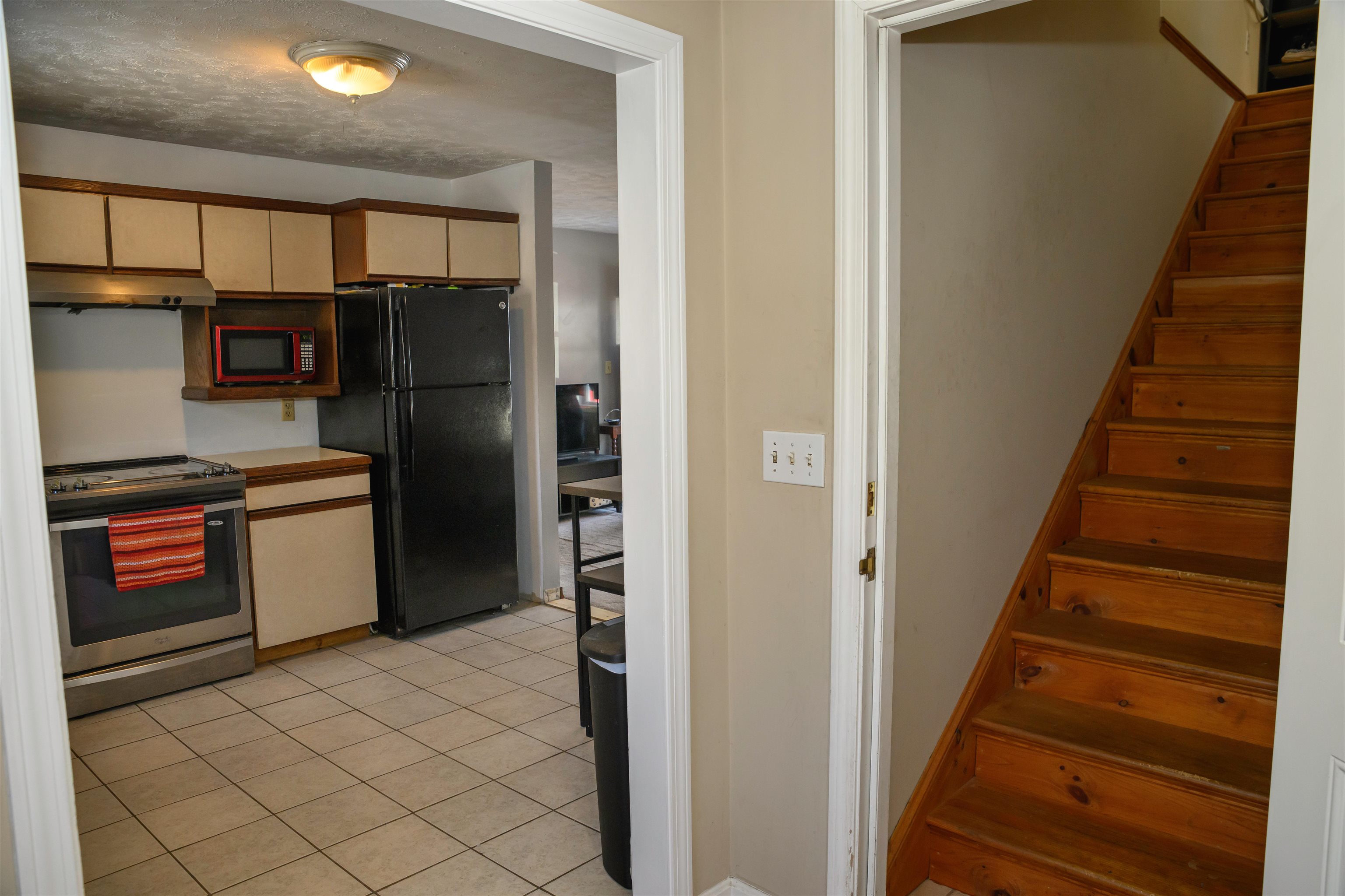 Homes for sale in Salem, NH | 17 Grove Ave, Salem, NH 03079 | MLS# 5071965