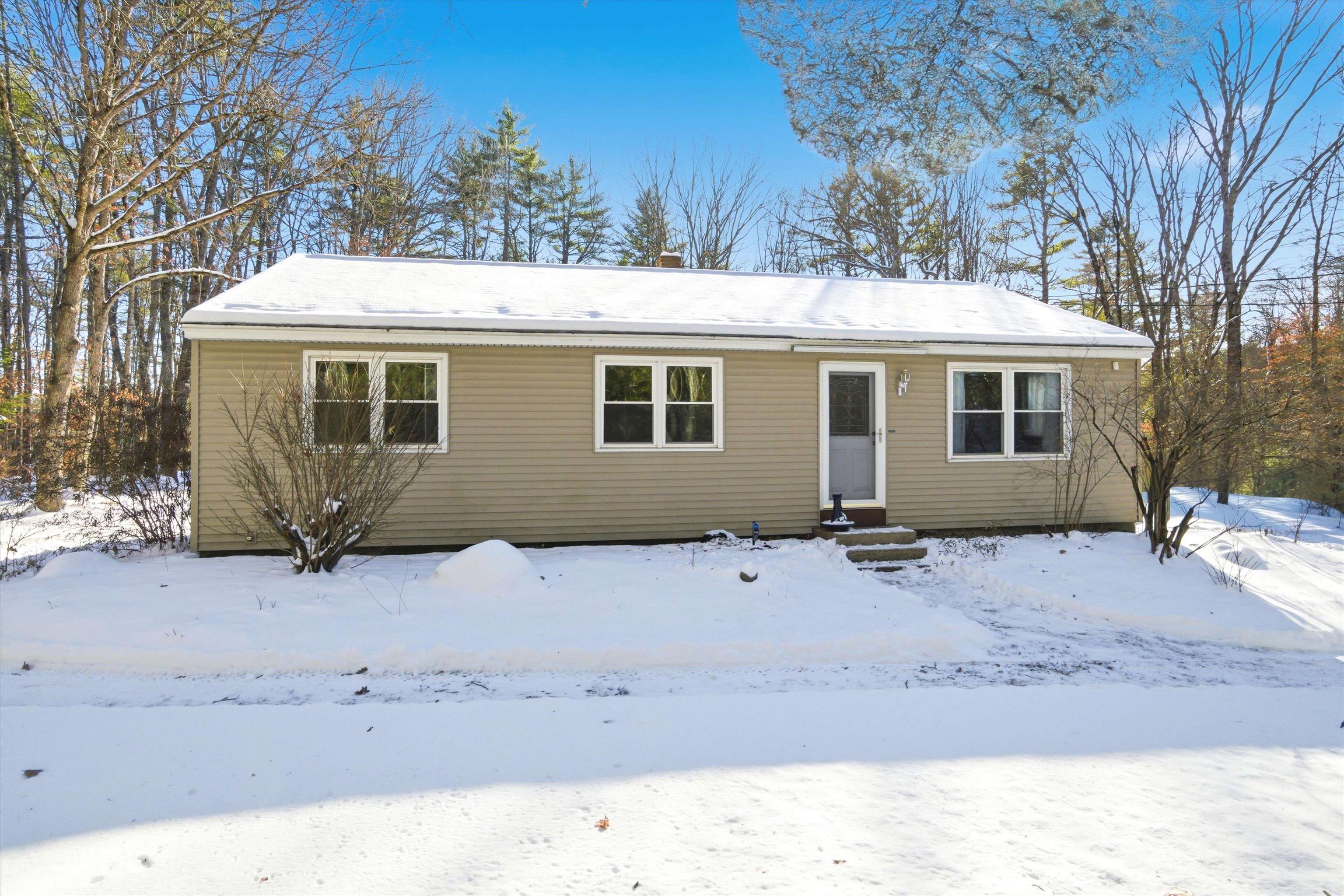 Homes for sale in Concord, NH | 465 Clinton St, Concord, NH 03301 | MLS# 5071992