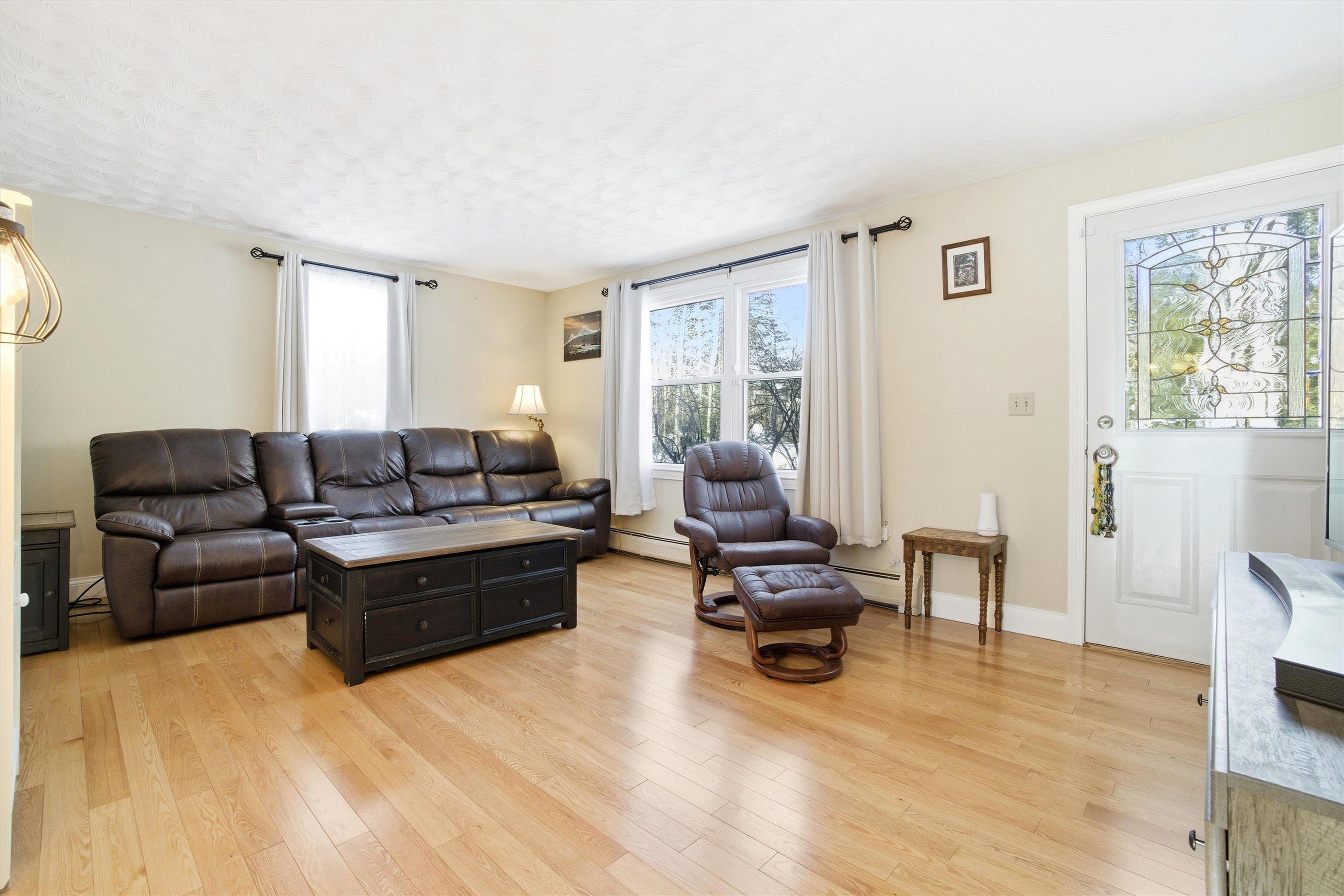 Homes for sale in Concord, NH | 465 Clinton St, Concord, NH 03301 | MLS# 5071992