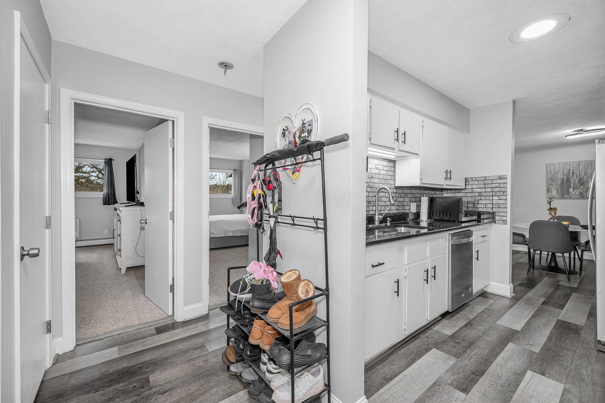 Homes for sale in Nashua, NH | 210 Brook Village Rd #38, Nashua, NH 03062 | MLS# 5072017