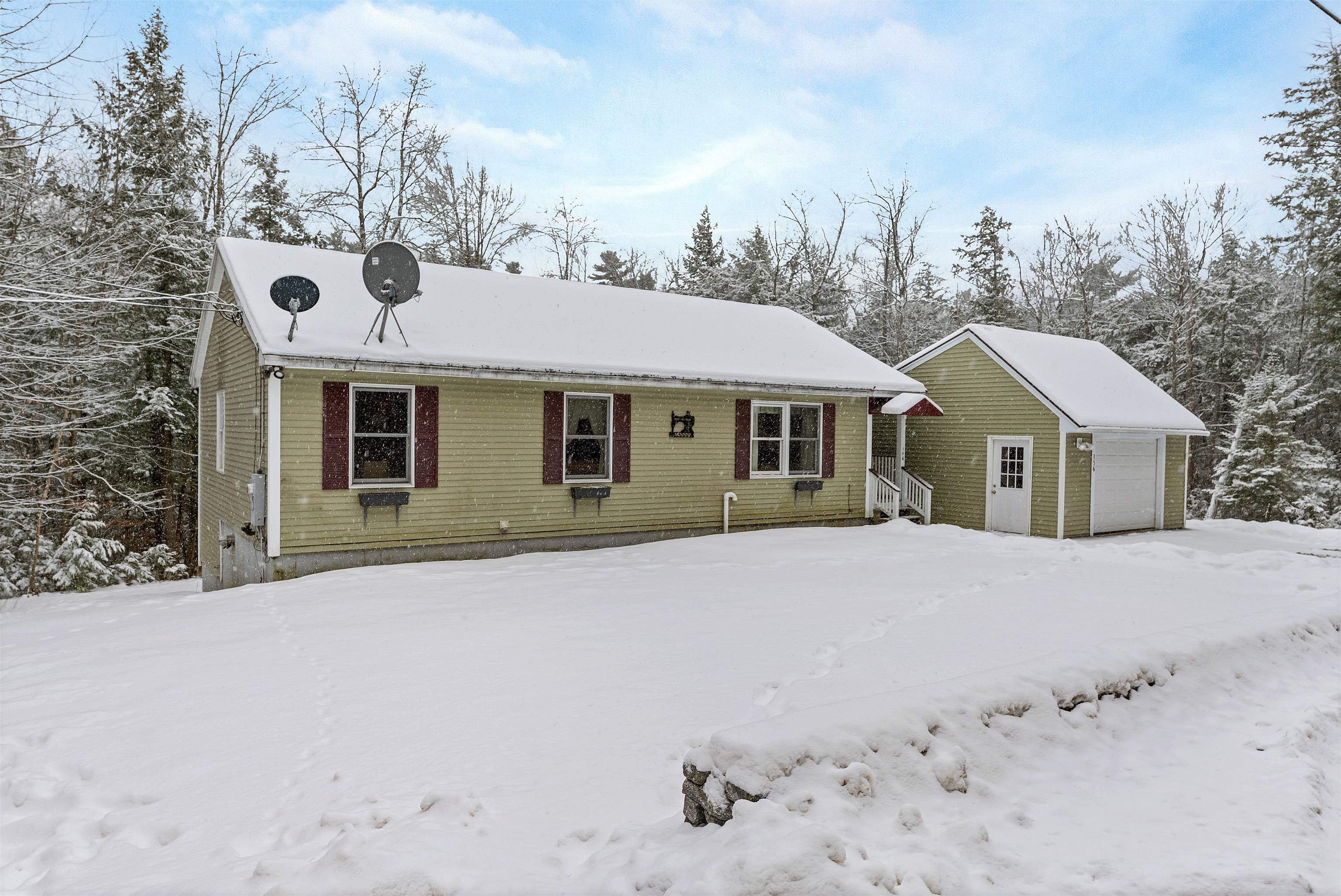 Homes for sale in Wolfeboro, NH | 156 Trotting Track Rd, Wolfeboro, NH 03894 | MLS# 5072068