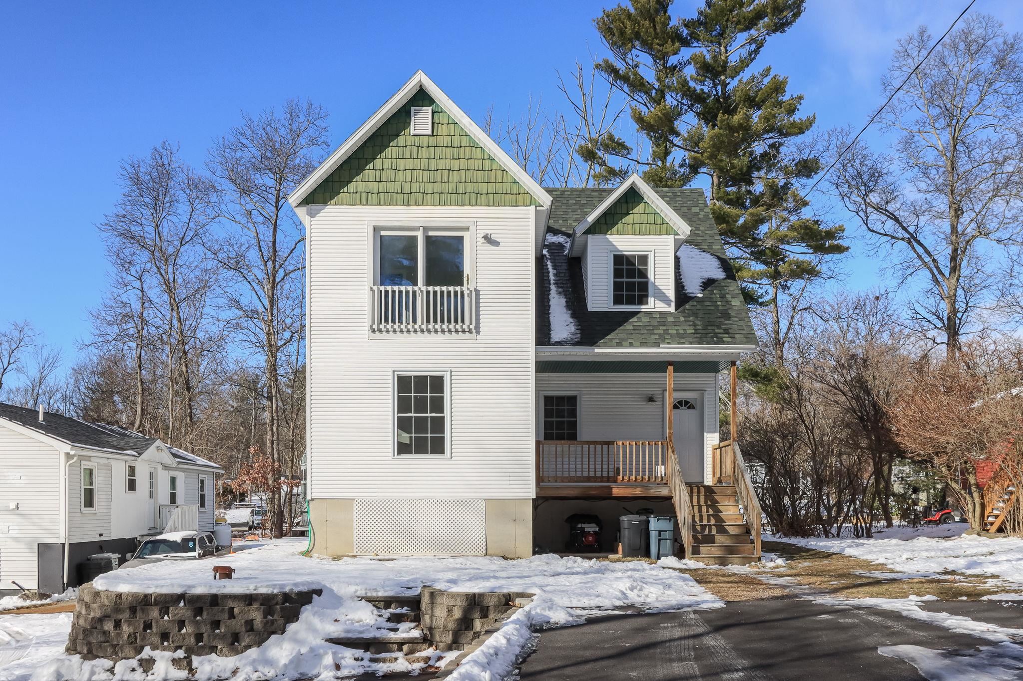 Homes for sale in Sandown, NH | 17 Trues Pkwy, Sandown, NH 03873 | MLS# 5072091