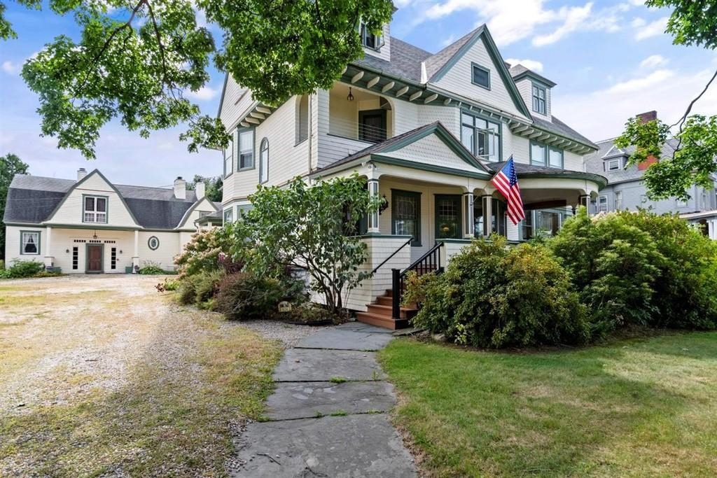 Homes for sale in Bennington, VT | 124 Elm St, Bennington, VT 05201 | MLS# 5072098