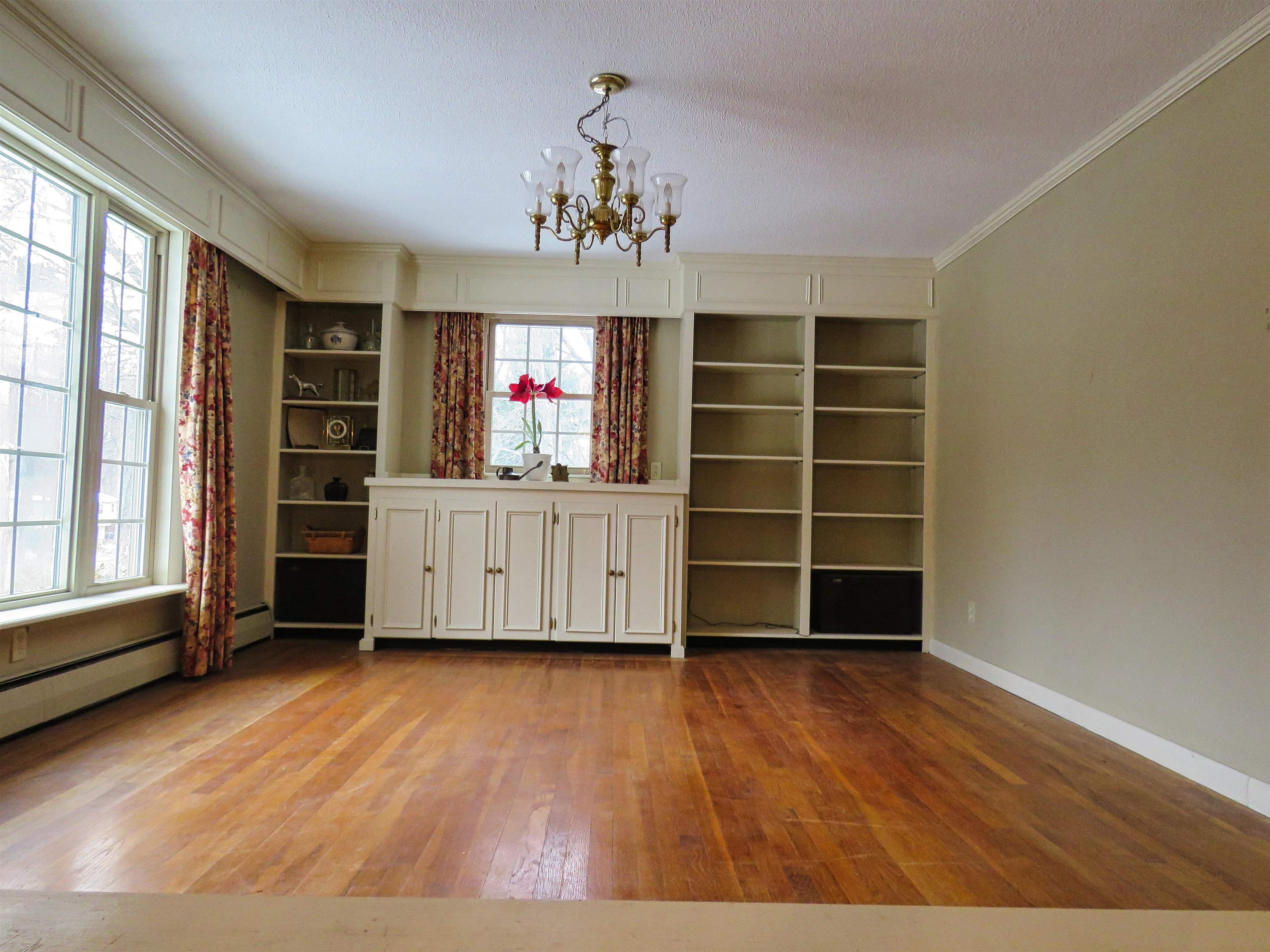 Homes for sale in Derry, NH | 103 Bypass 28 St, Derry, NH 03038 | MLS# 5072099