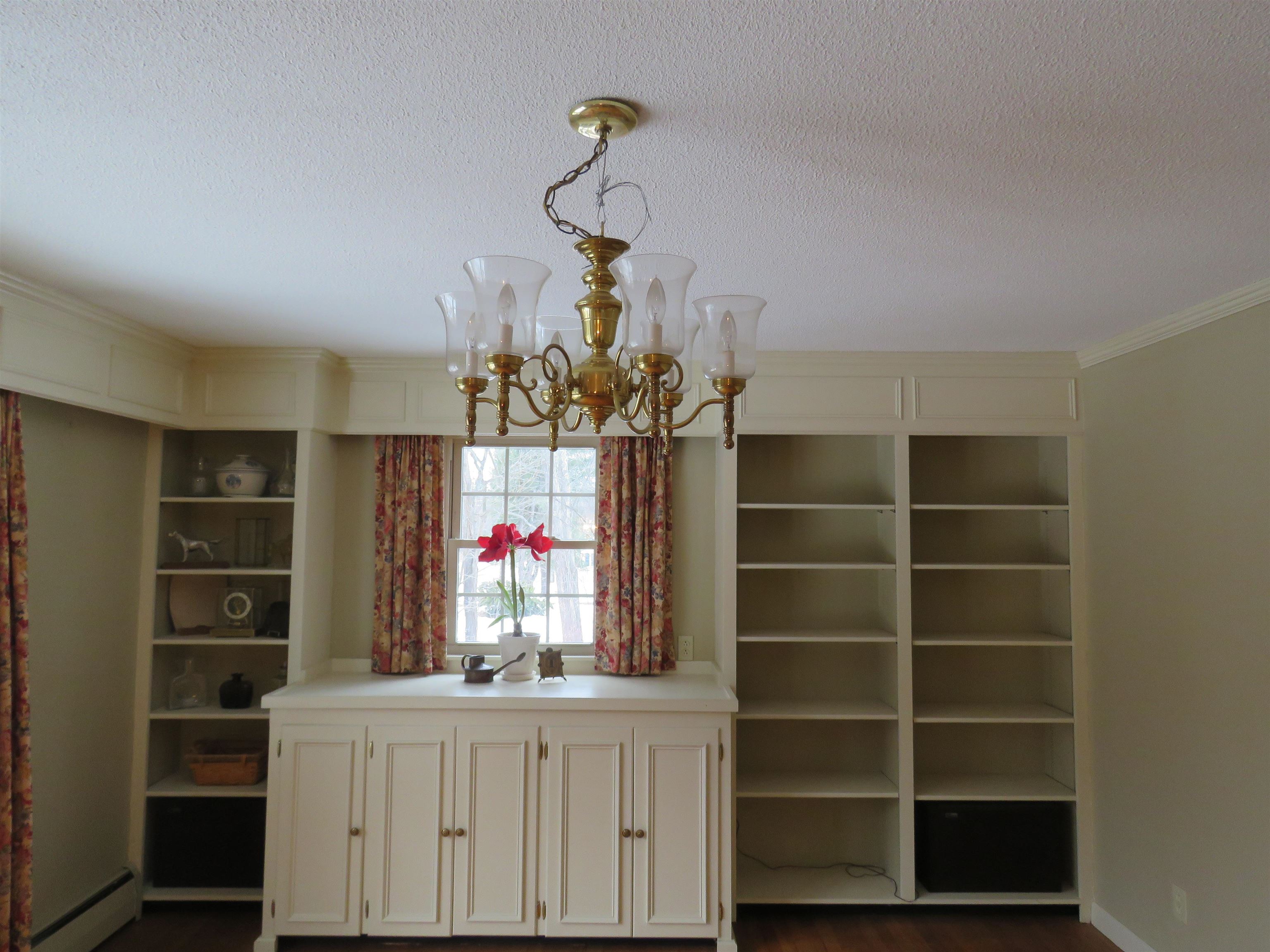 Homes for sale in Derry, NH | 103 Bypass 28 St, Derry, NH 03038 | MLS# 5072099