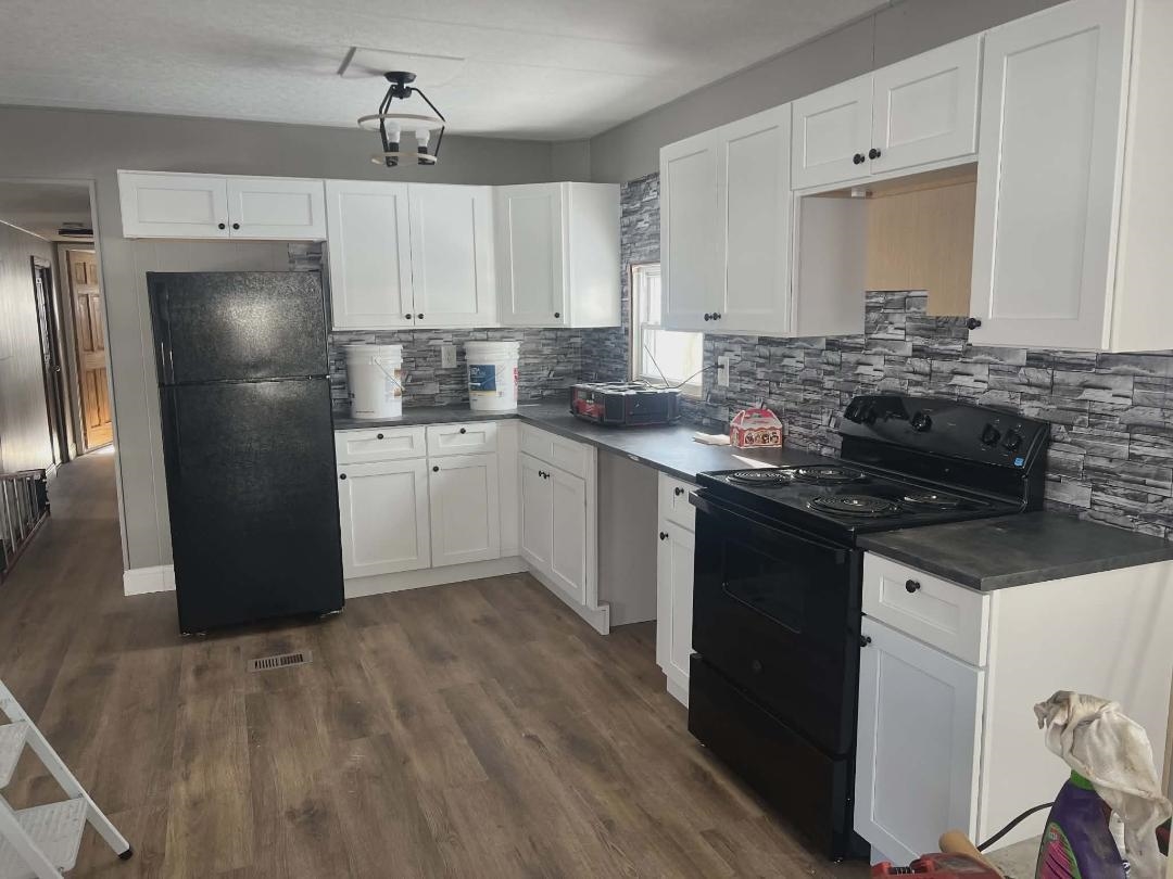 Homes for sale in Exeter, NH | 208 Robin Hood Dr, Exeter, NH 03833 | MLS# 5072108