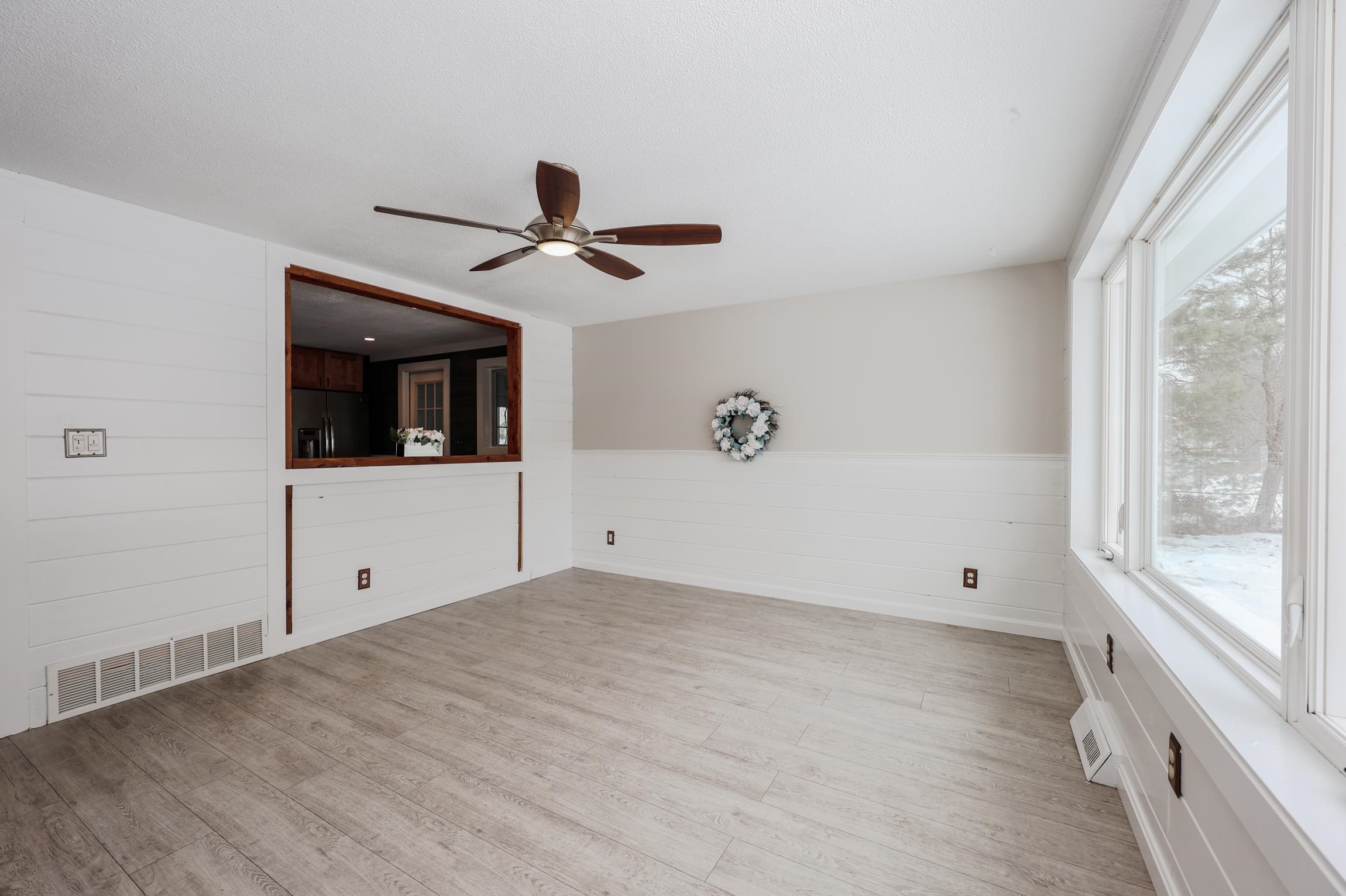 Homes for sale in Hudson, NH | 4 E St, Hudson, NH 03051 | MLS# 5072121