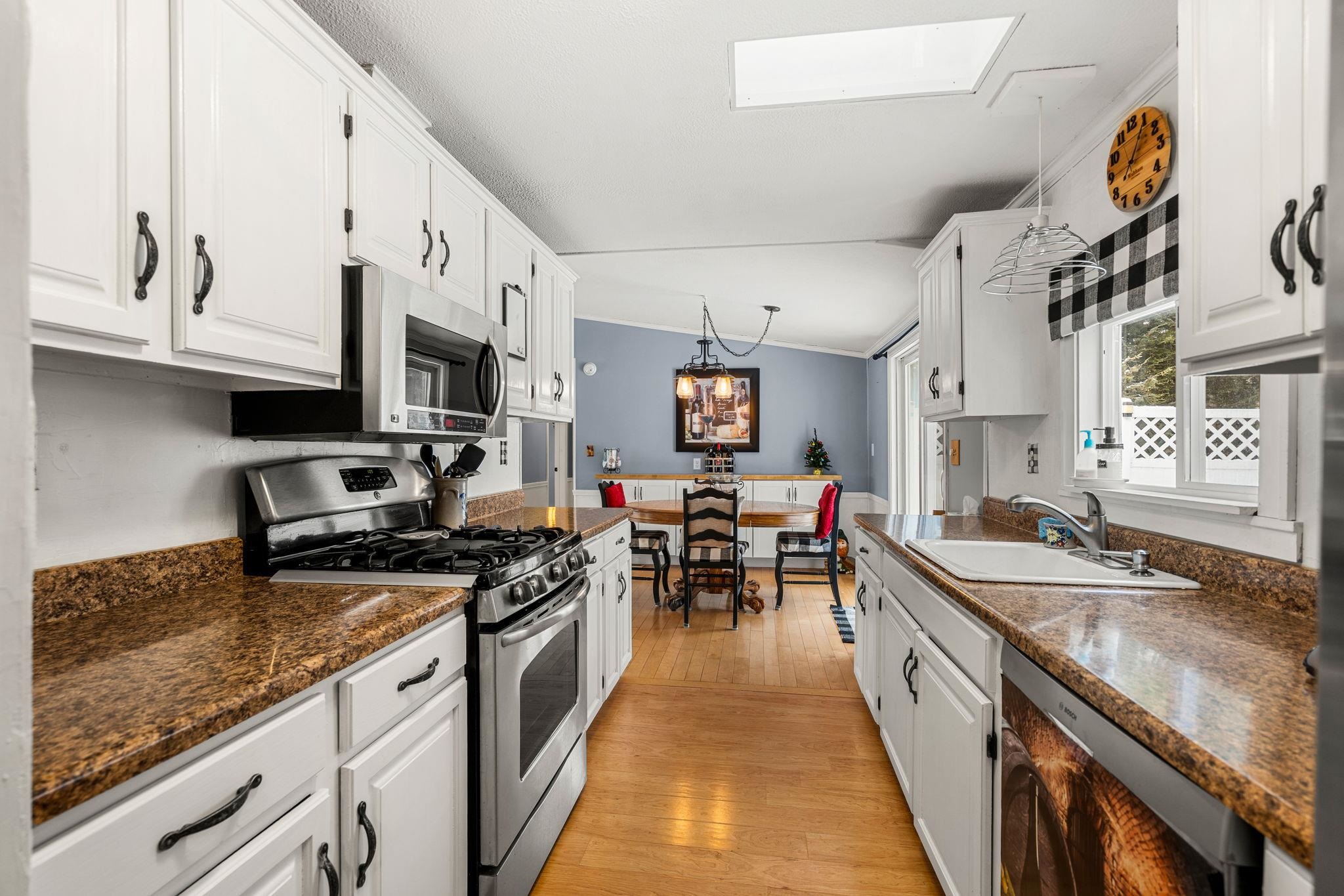 Homes for sale in Raymond, NH | 17 Lilac Ct, Raymond, NH 03077 | MLS# 5072134