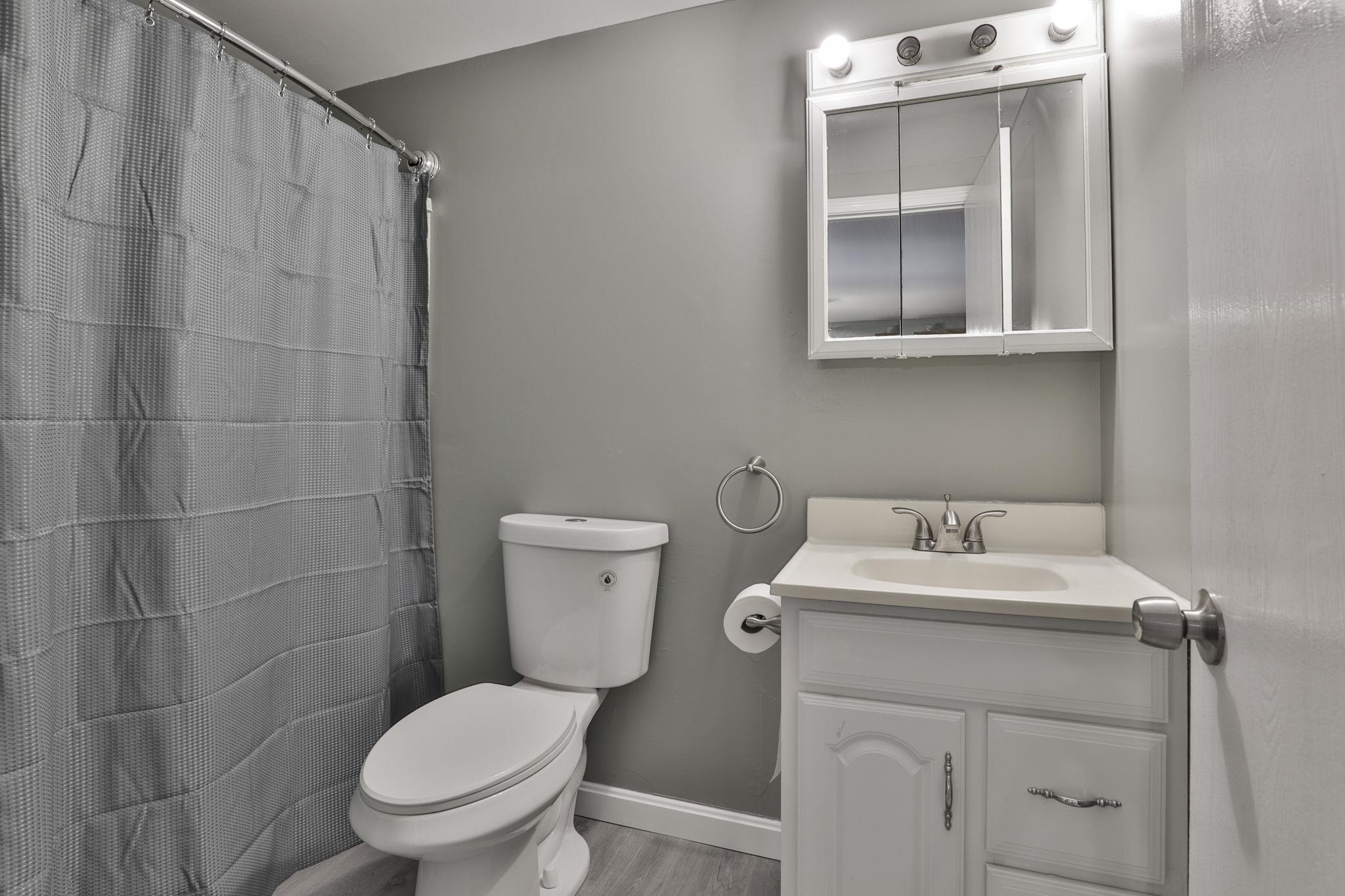 Homes for sale in Concord, NH | 12 East Side Dr #12, Concord, NH 03301 | MLS# 5072153