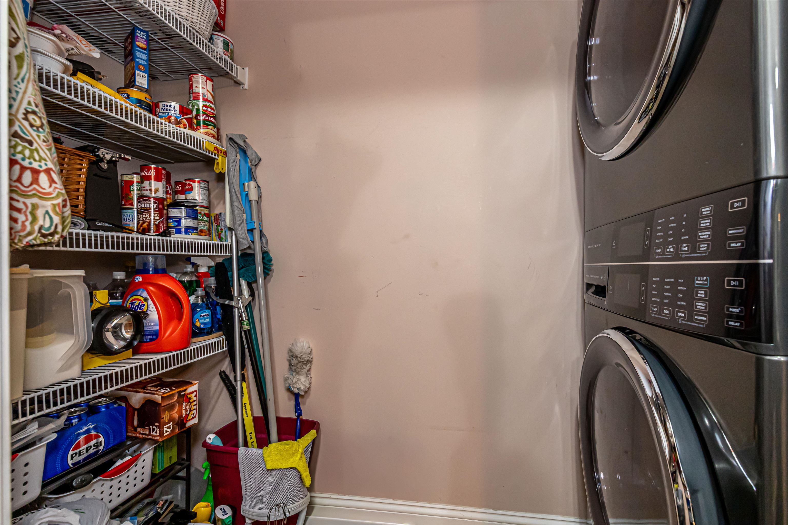 Homes for sale in Merrimack, NH | 6 Stearns Ln #201, Merrimack, NH 03054 | MLS# 5072171