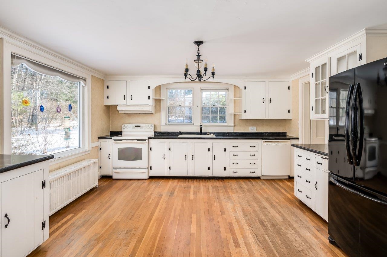 Homes for sale in Rochester, NH | 42 Rochester Hill Rd, Rochester, NH 03867 | MLS# 5072179