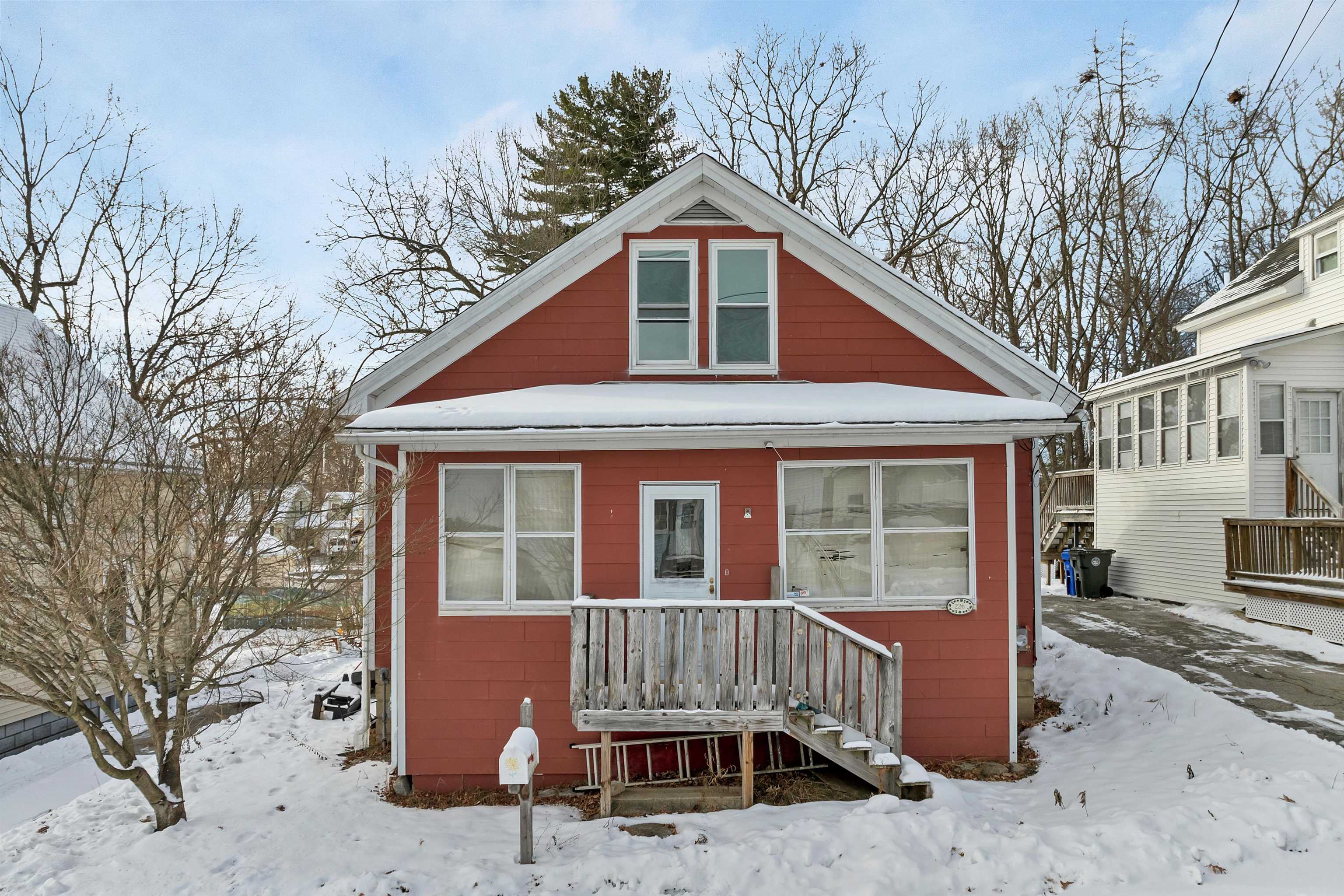 Homes for sale in Manchester, NH | 226 Lafayette St, Manchester, NH 03102 | MLS# 5072180