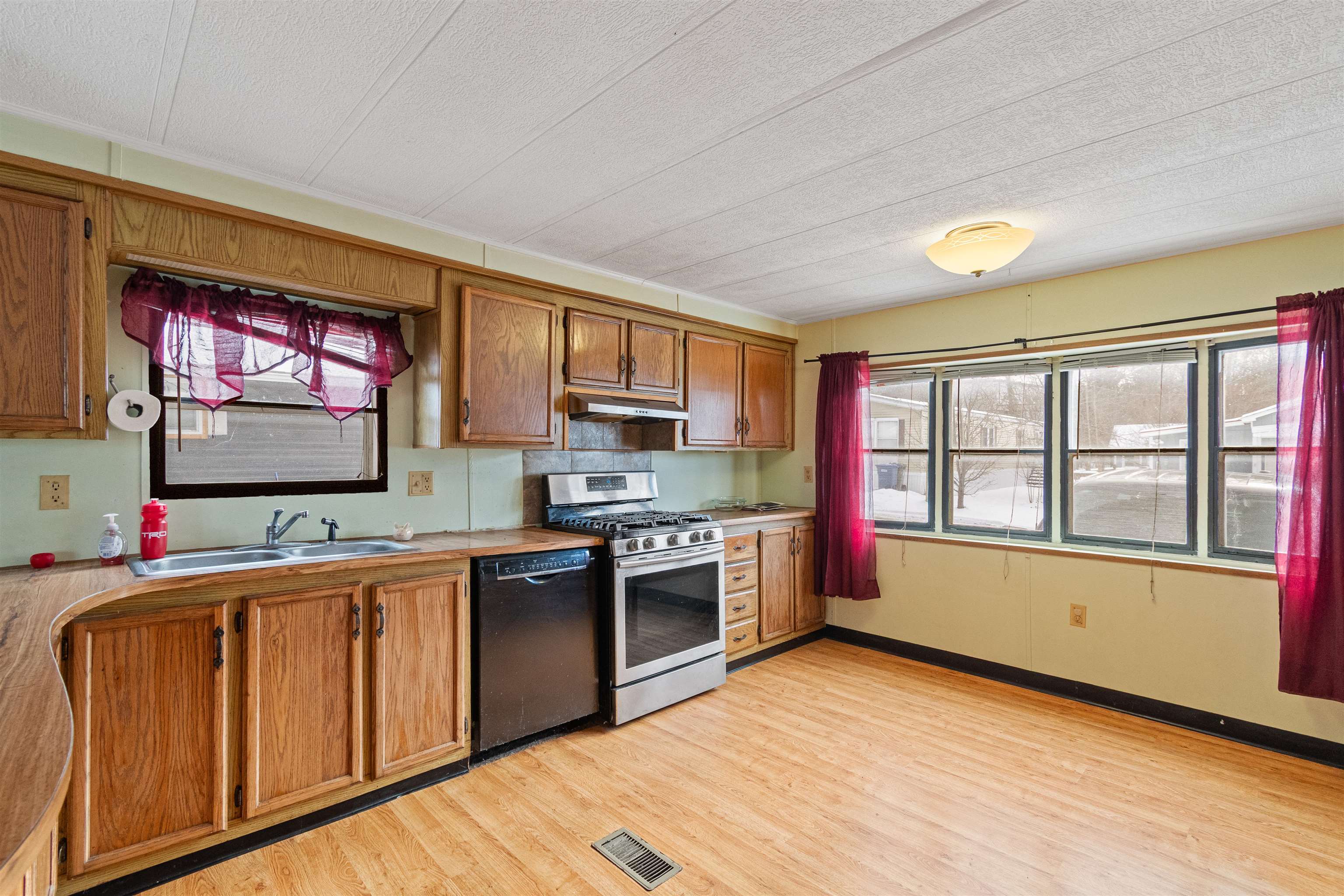 Homes for sale in Shelburne, VT | 363 Penny Ln, Shelburne, VT 05482 | MLS# 5072184